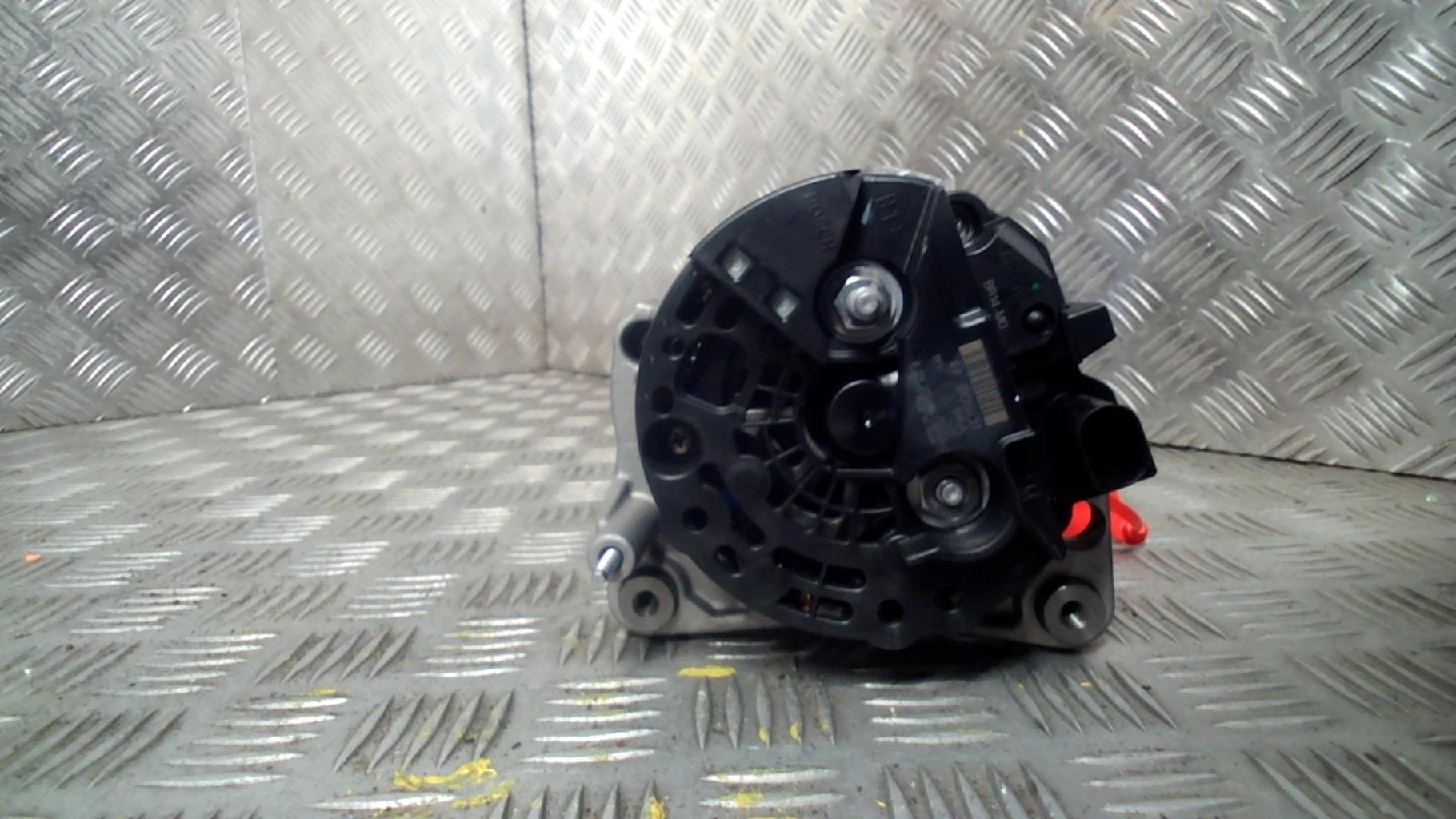 Alternatore VOLKSWAGEN TRANSPORTER 4 PHASE 2 Diésel - 1