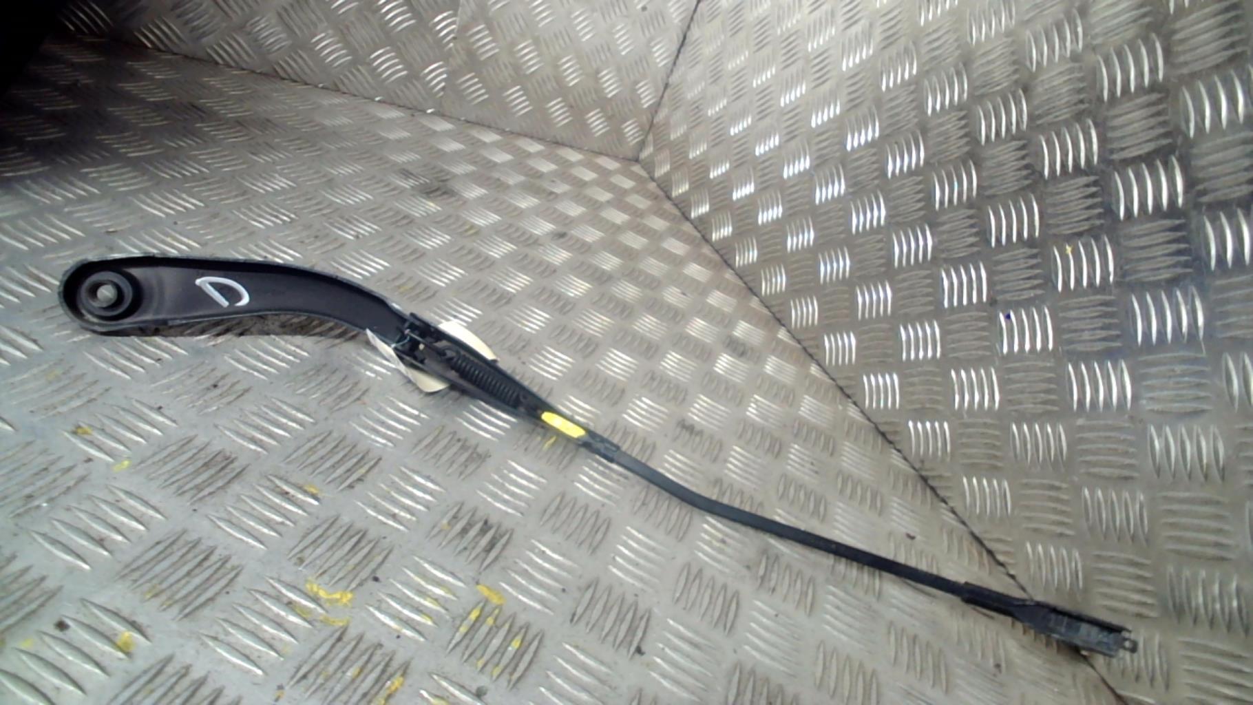 Braccio tergicristallo anteriore destro BMW SERIE 1 F20 PHASE 1 Diésel - 1
