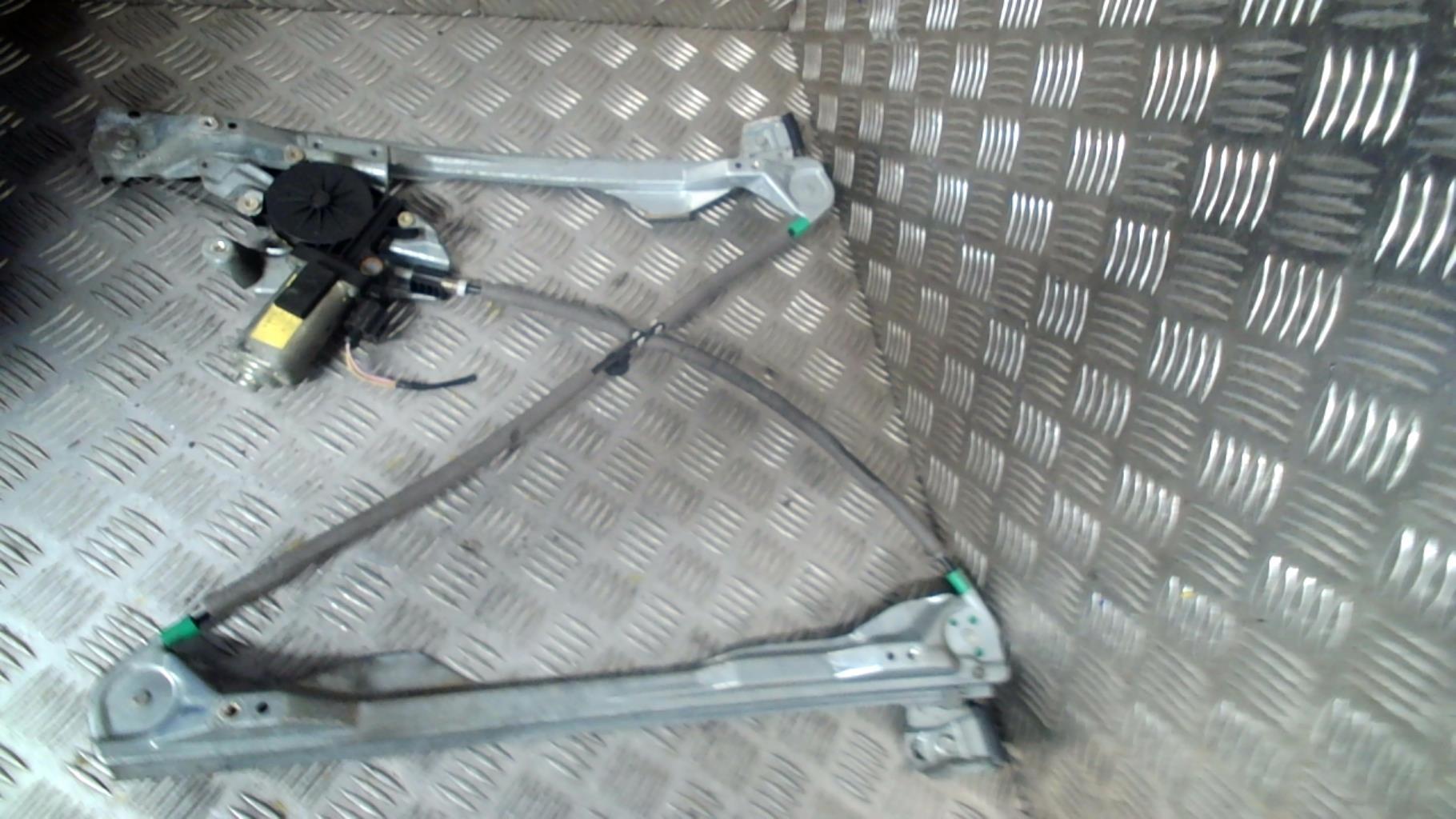 Alzacristalli elettrico anteriore destro FORD FOCUS 1 Diésel - 1