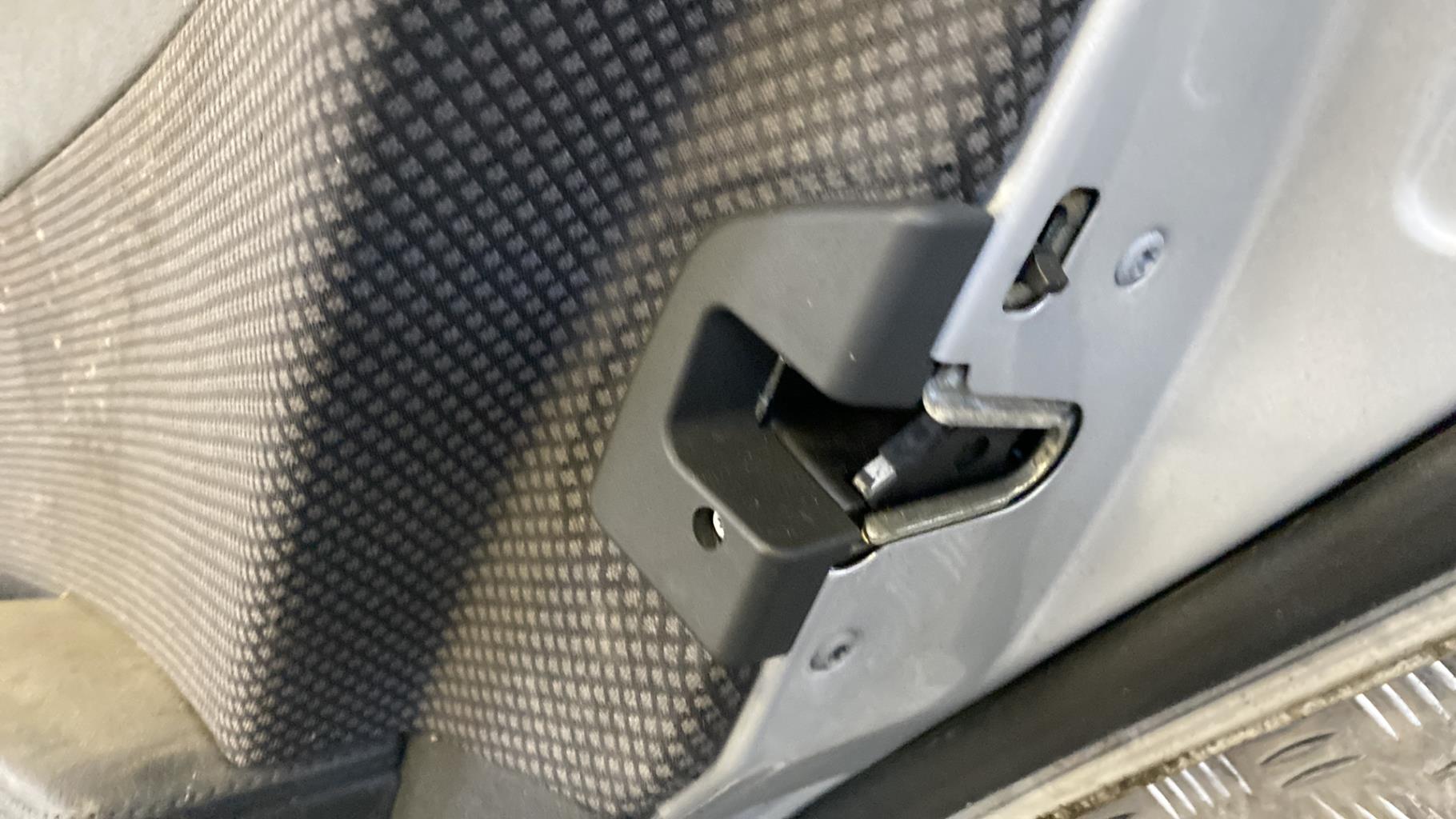 Portiera posteriore destra MERCEDES CLASSE E 211 PHASE 1 Diésel - 1