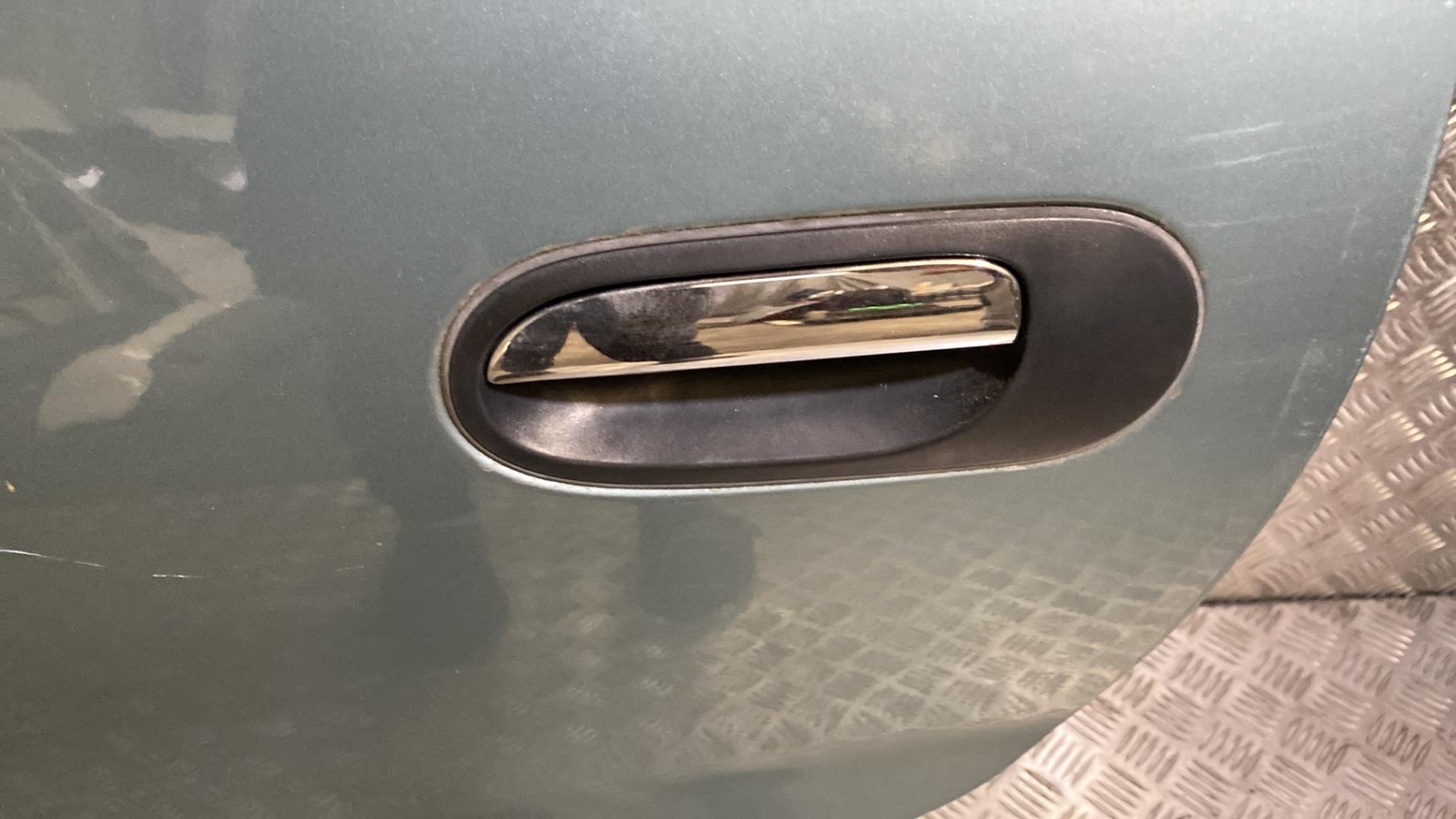 Portiera posteriore sinistra NISSAN ALMERA TINO PHASE 1 Gasolina - 1
