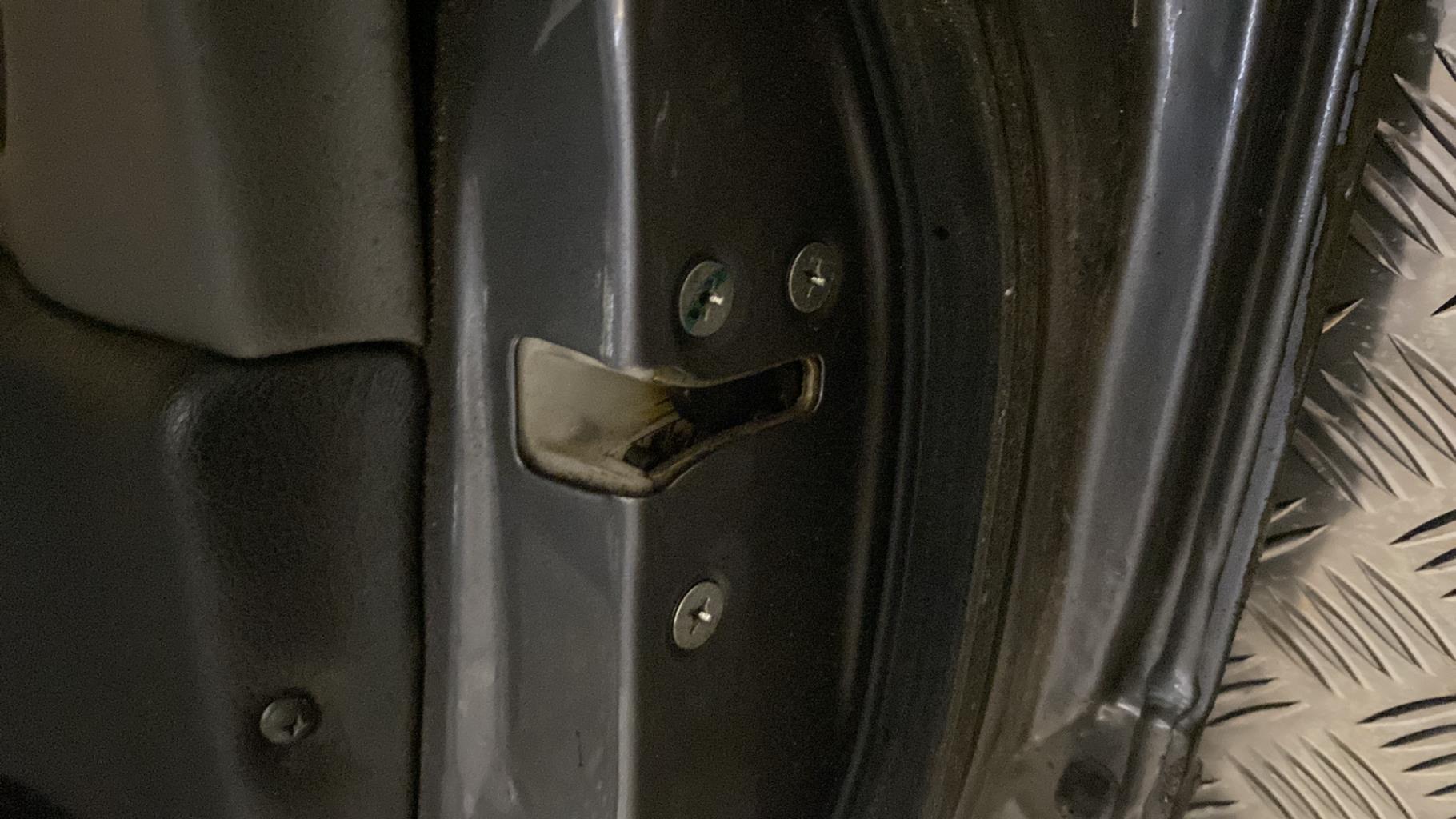 Portiera anteriore destra HONDA CIVIC 4 Gasolina - 1