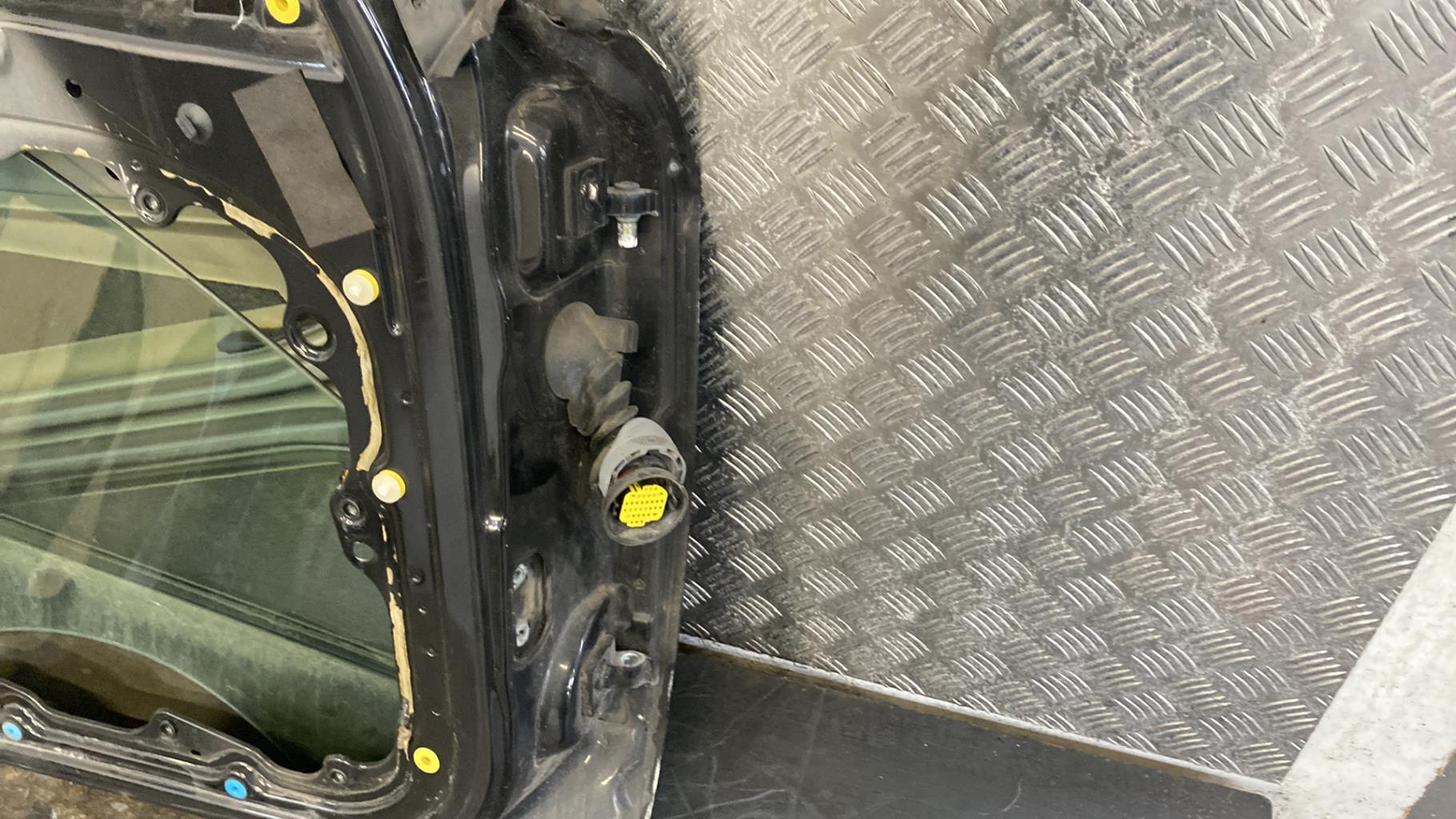 Portiera anteriore sinistra ALFA ROMEO 159 BREAK Diésel - 1