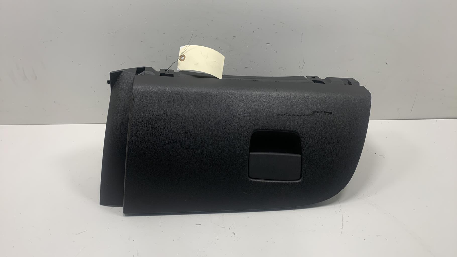Boite a gants OPEL CORSA E Essence - 1
