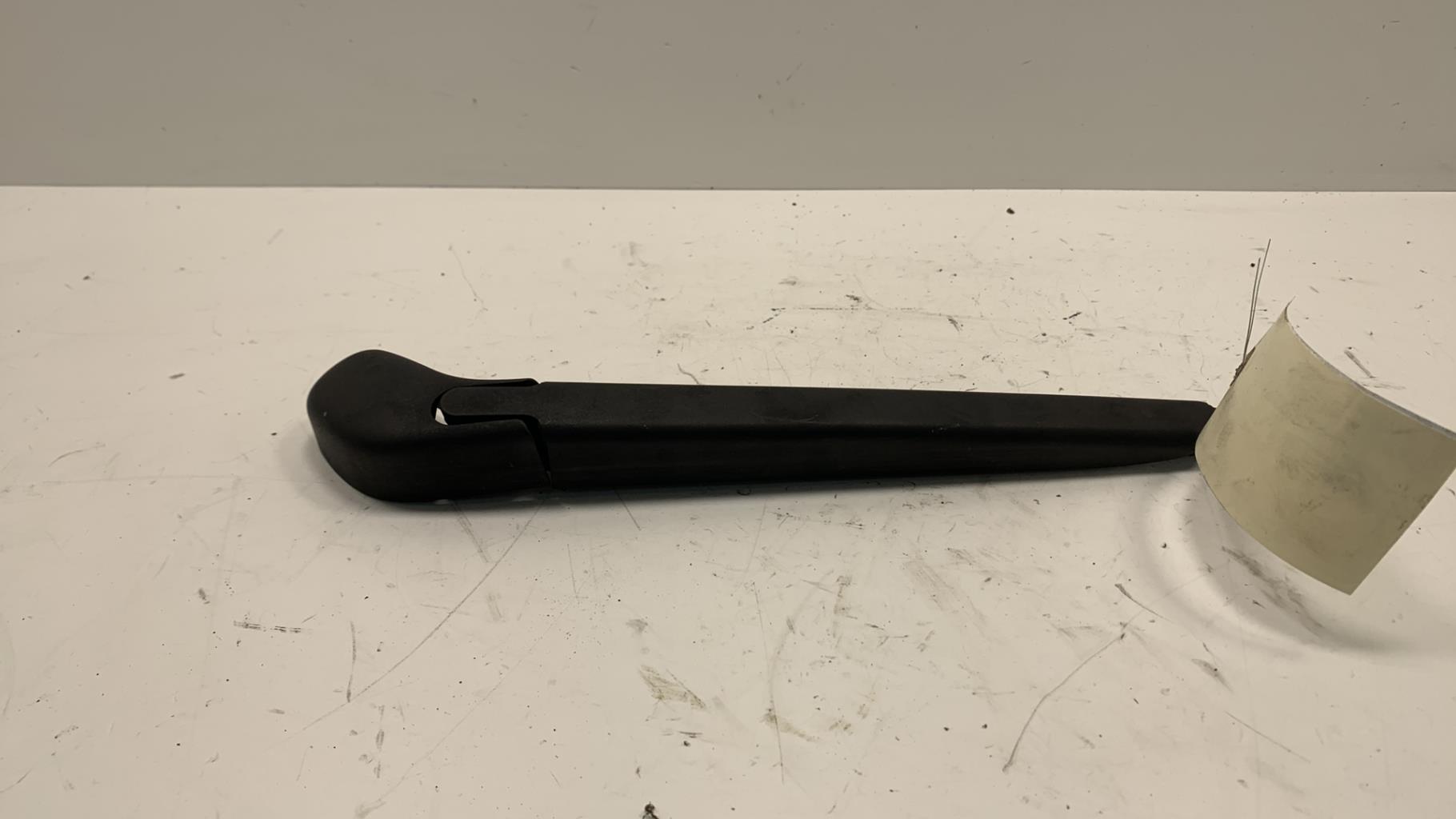 Braccio tergicristallo posteriore FORD FOCUS 2 PHASE 2 Diésel - 1