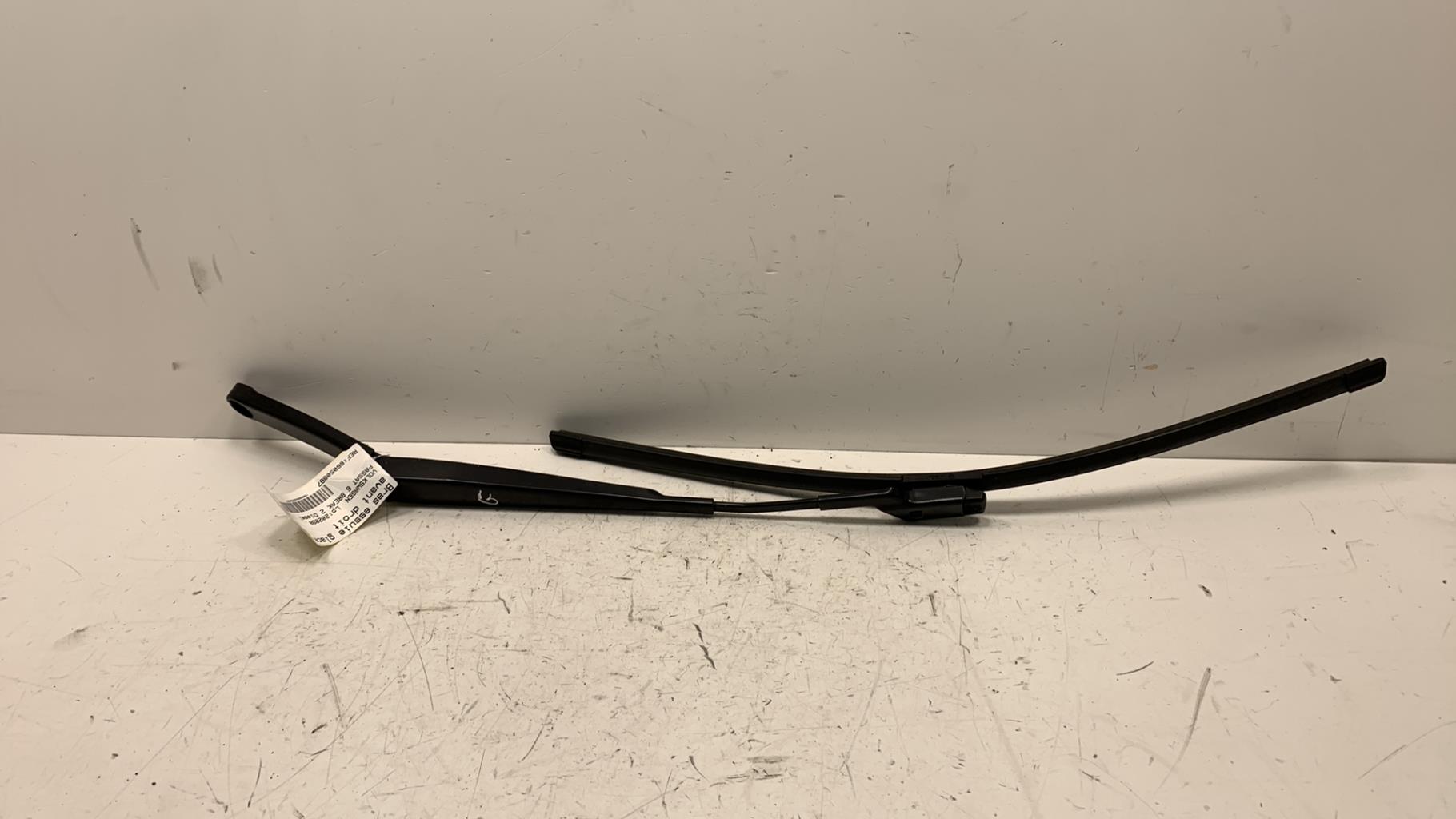 Braccio tergicristallo anteriore destro VOLKSWAGEN PASSAT 6 BREAK Diésel - 1