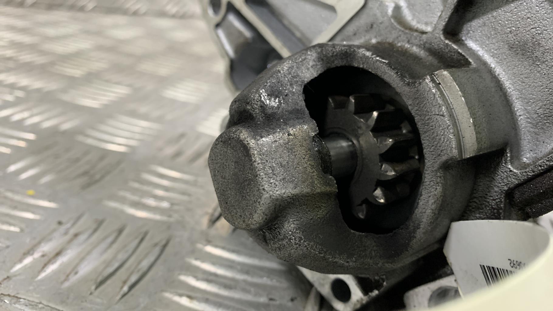Demarreur RENAULT CLIO 4 PHASE 2 Essence - 1