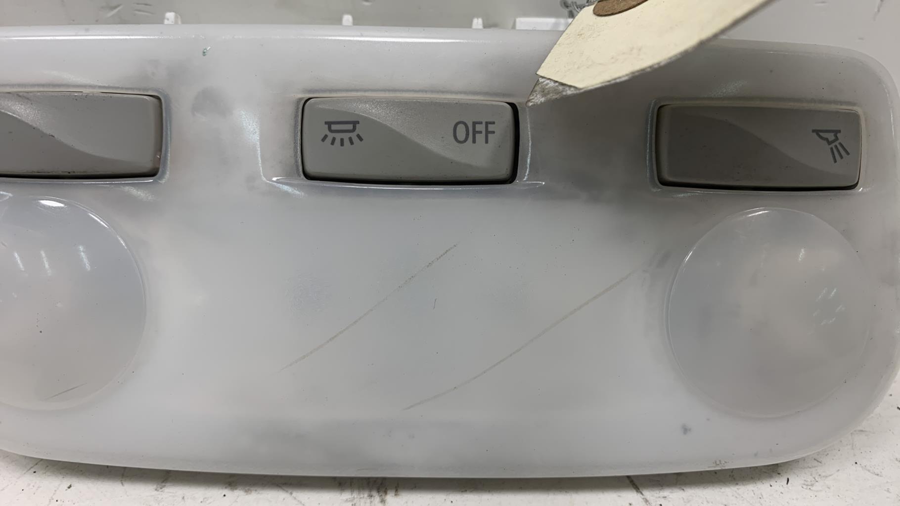 Eclairage de plafonnier RENAULT CLIO 4 PHASE 1 Diesel - 1