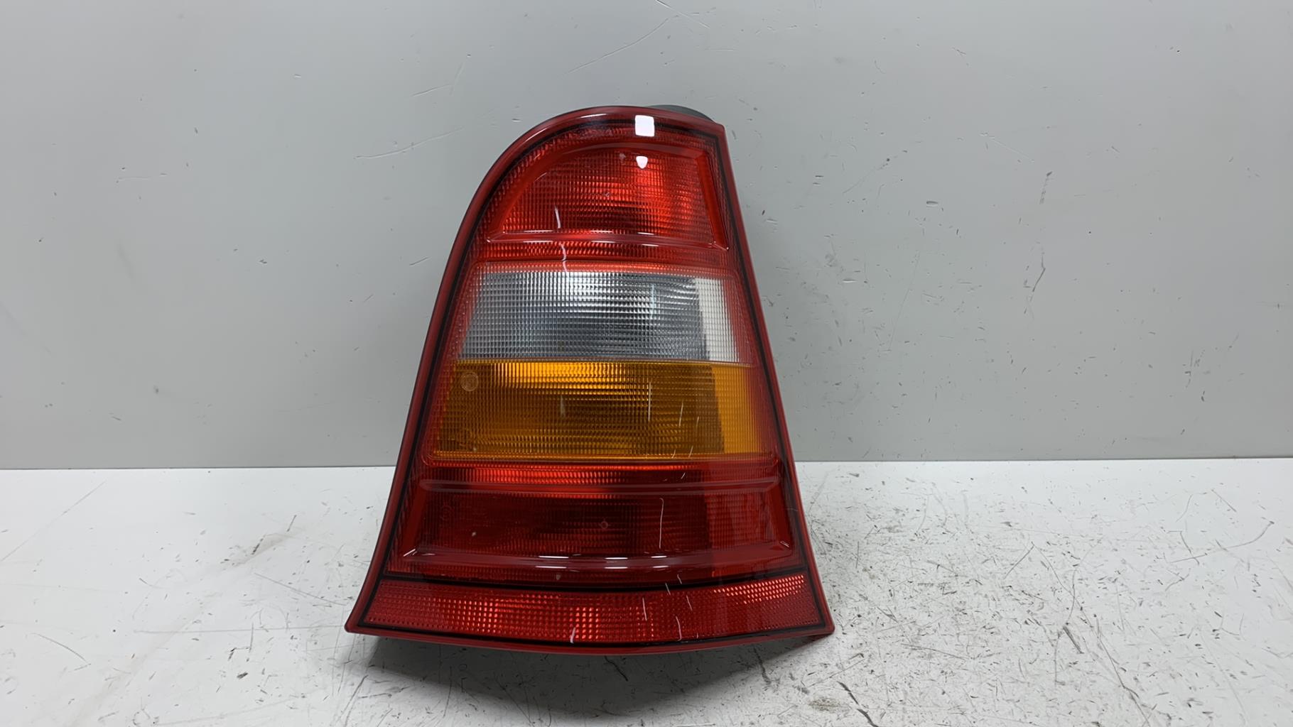 Fanale posteriore principale destro (luci) MERCEDES CLASSE A 168 PHASE 1 Gasolina - 1