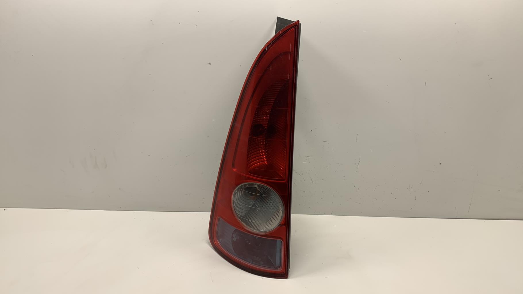 Fanale posteriore principale sinistro (luci) RENAULT ESPACE 4 PHASE 1 Diésel - 1