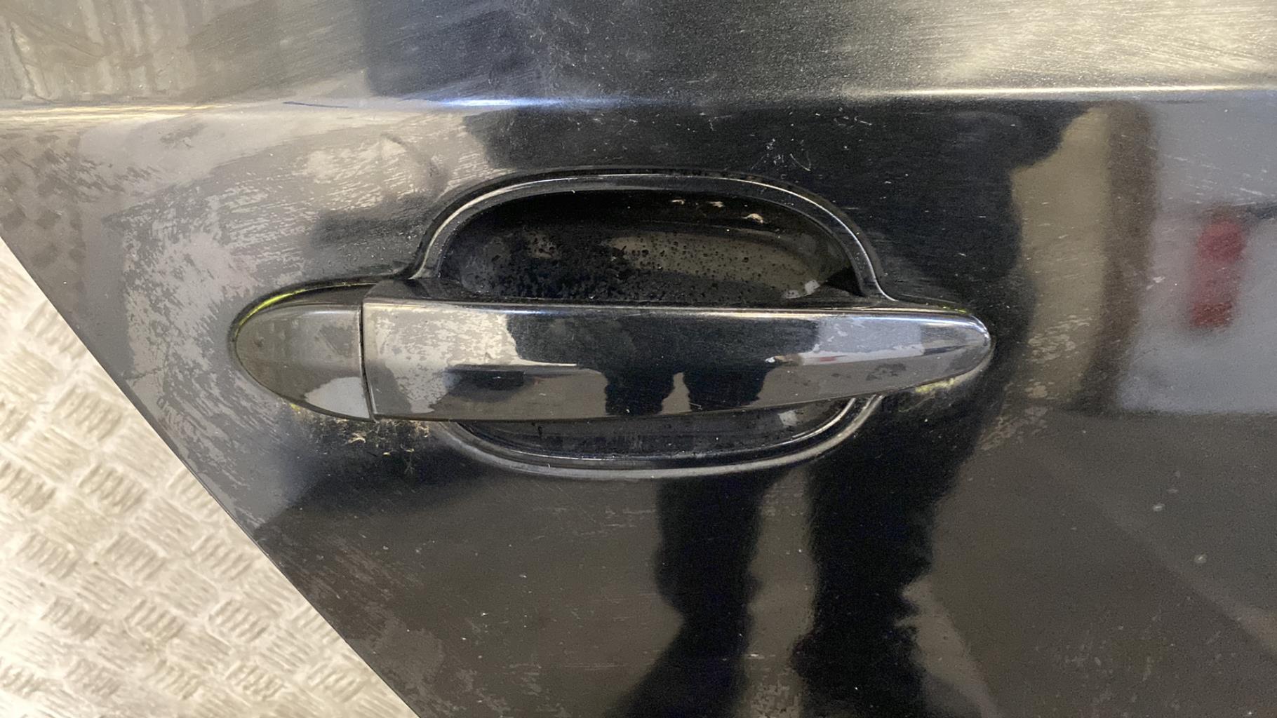 Puerta trasera derecha BMW SERIE 5 E60 PHASE 2 Diésel - 1