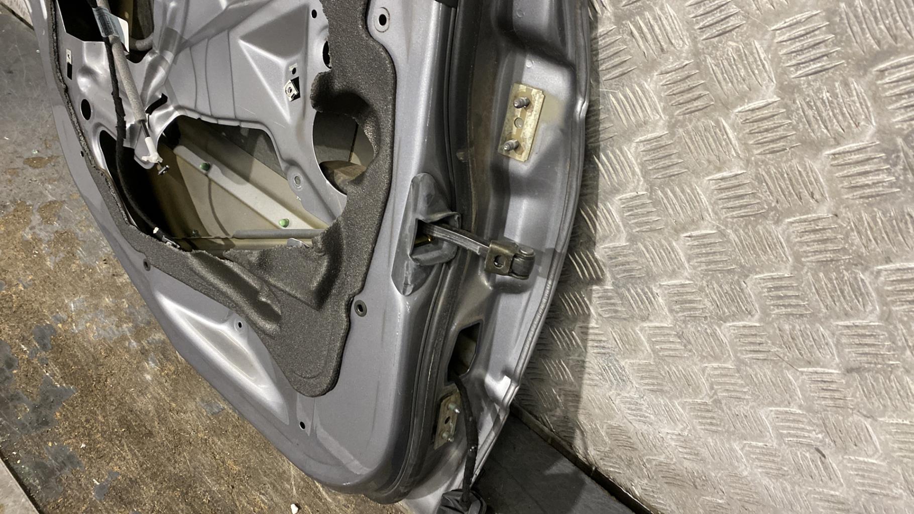 Portiera posteriore sinistra BMW SERIE 3 E46 PHASE 2 Gasolina - 1