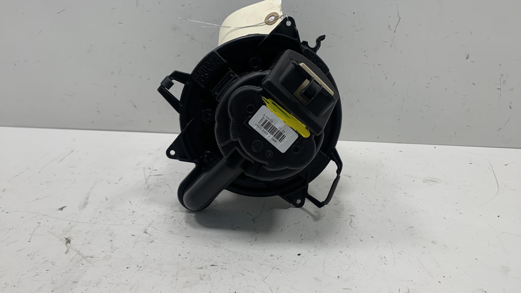 Pulseur d'air RENAULT CLIO 4 PHASE 2 Essence - 1
