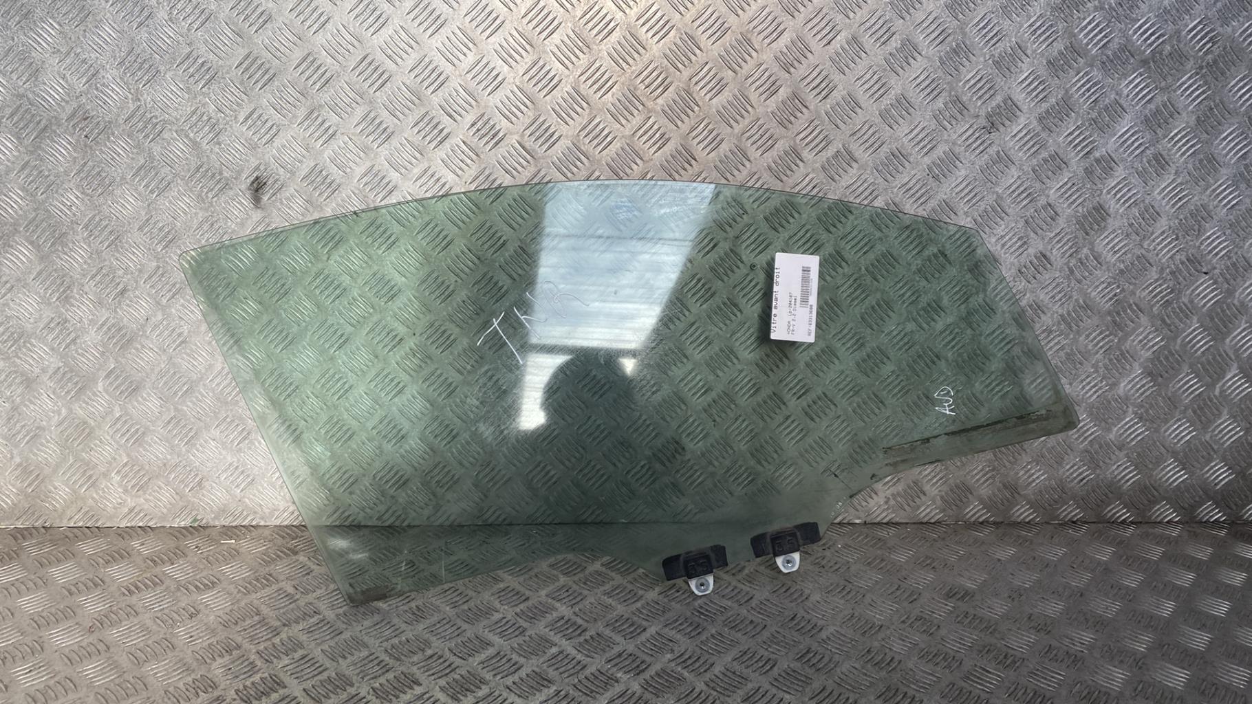 Vitre avant droit HONDA FR-V Diesel - 1