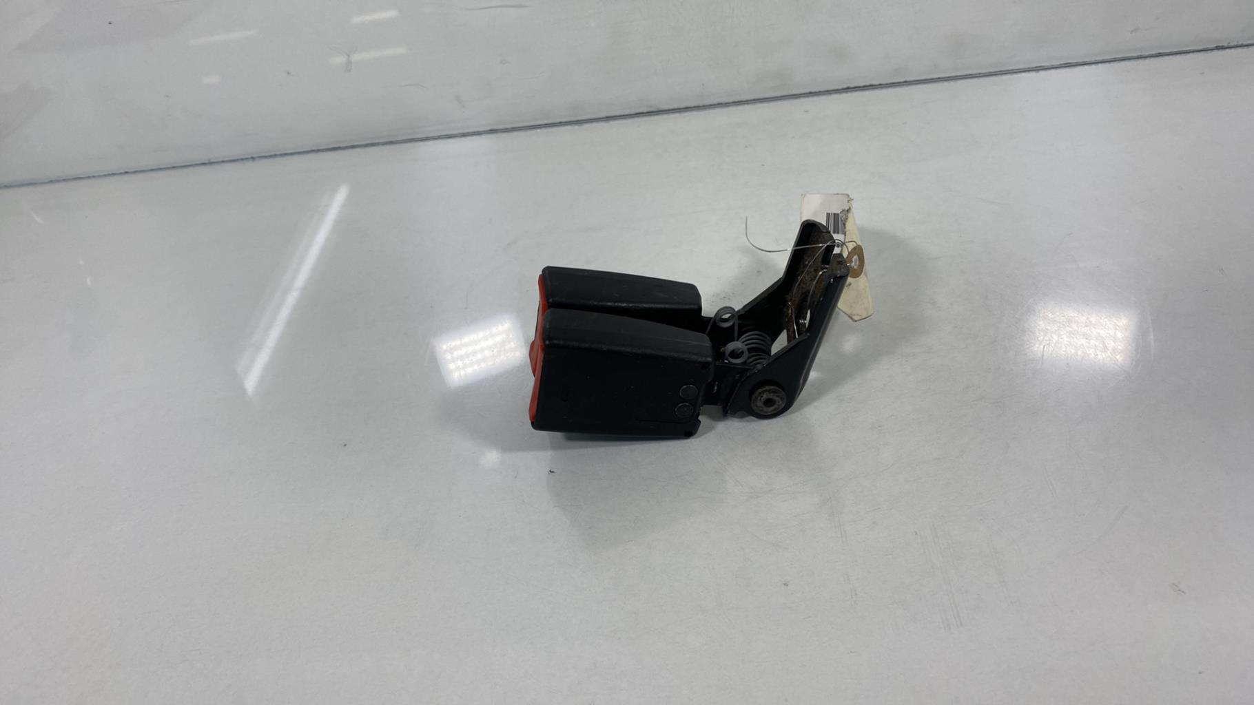 Aggancio cintura sicurezza posteriore destro FORD FIESTA 6 PHASE 1 Gasolina - 1