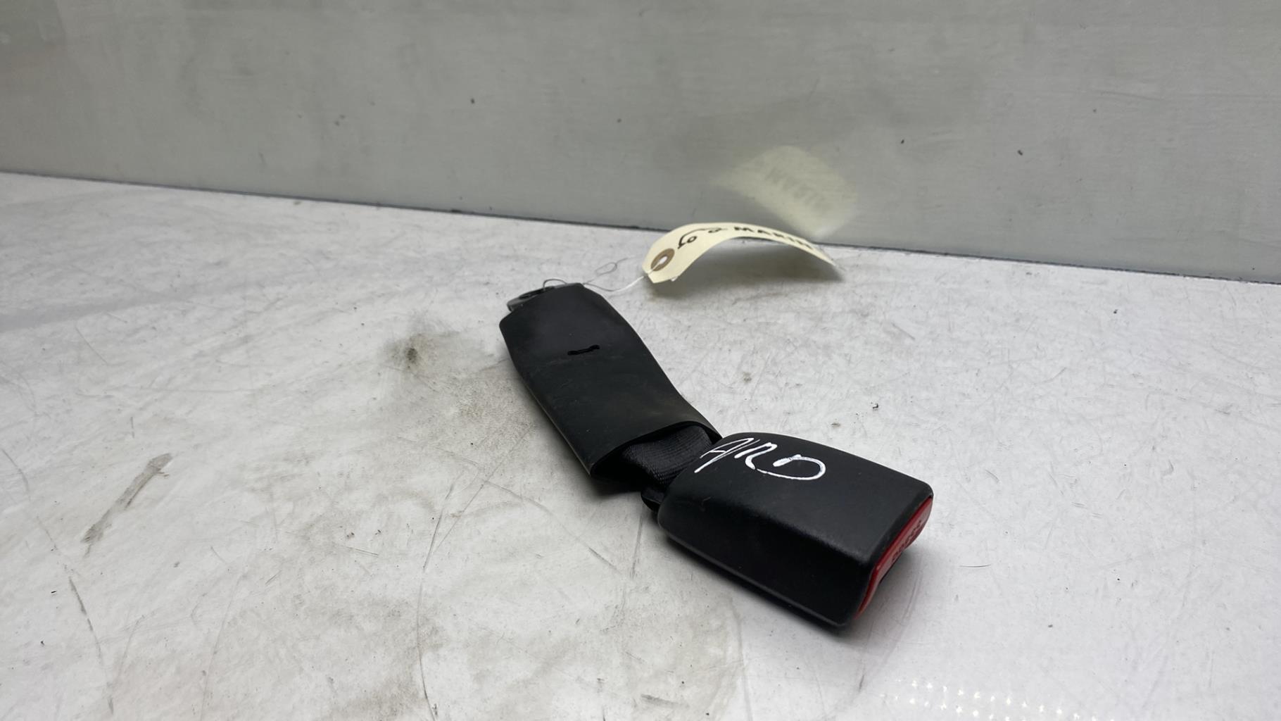 Aggancio cintura sicurezza posteriore destro TOYOTA RAV4 3 PHASE 1 Diésel - 1