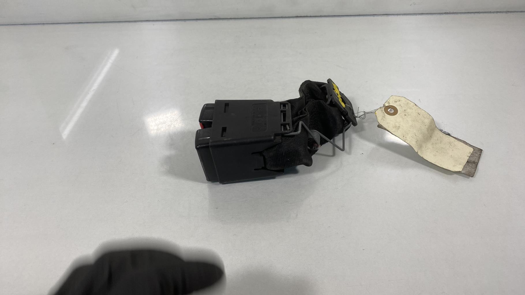 Aggancio cintura sicurezza posteriore destro RENAULT MEGANE 1 PHASE 1 Gasolina - 1