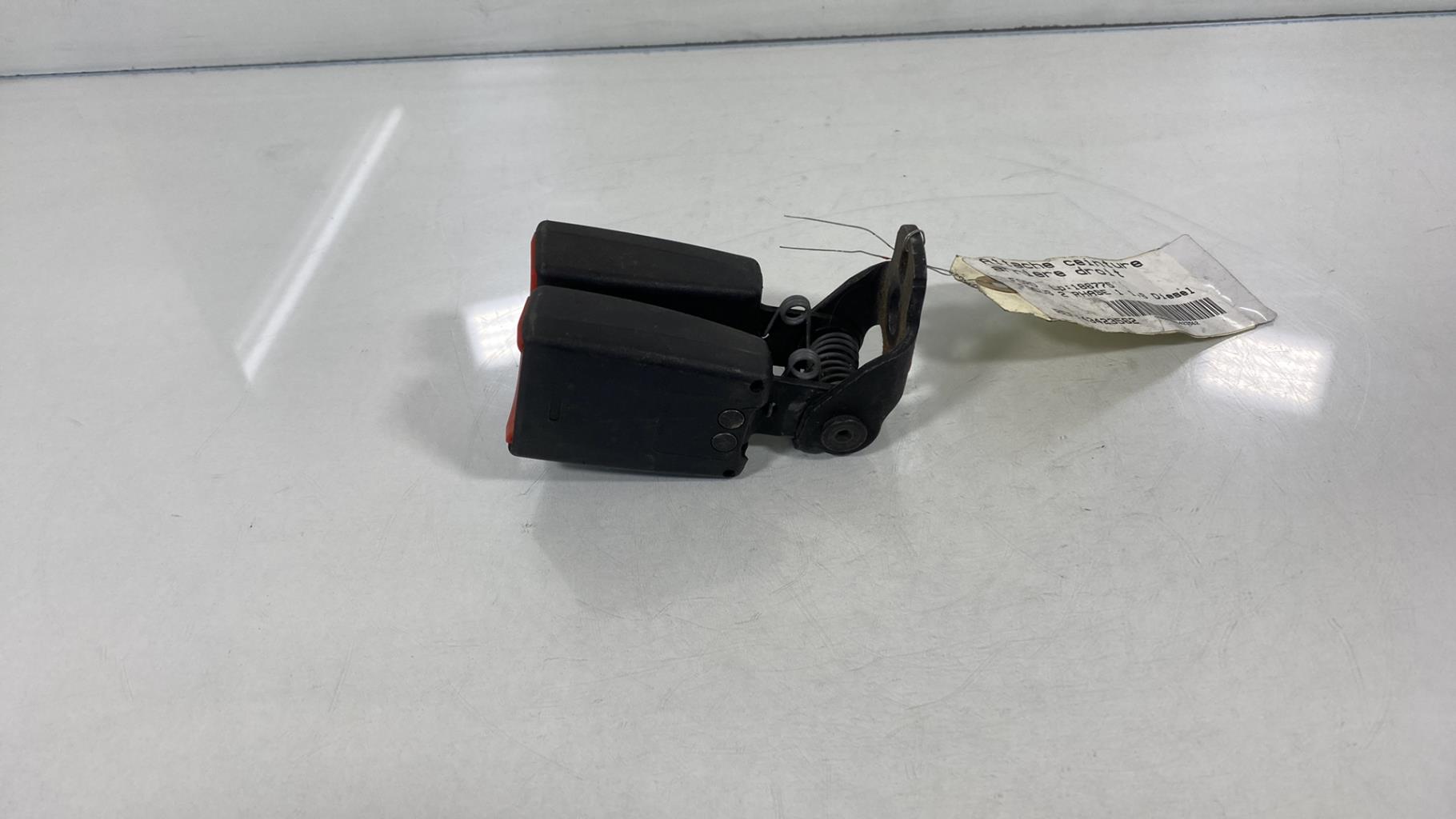 Aggancio cintura sicurezza posteriore destro FORD FOCUS 2 PHASE 1 Diésel - 1