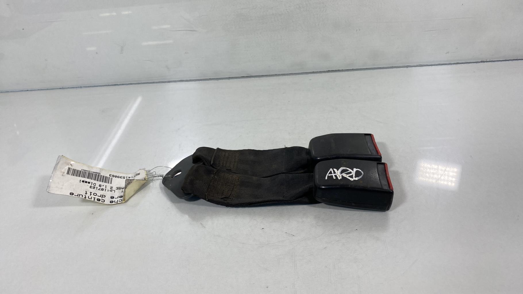 Aggancio cintura sicurezza posteriore destro PEUGEOT 405 PHASE 2 Diésel - 1