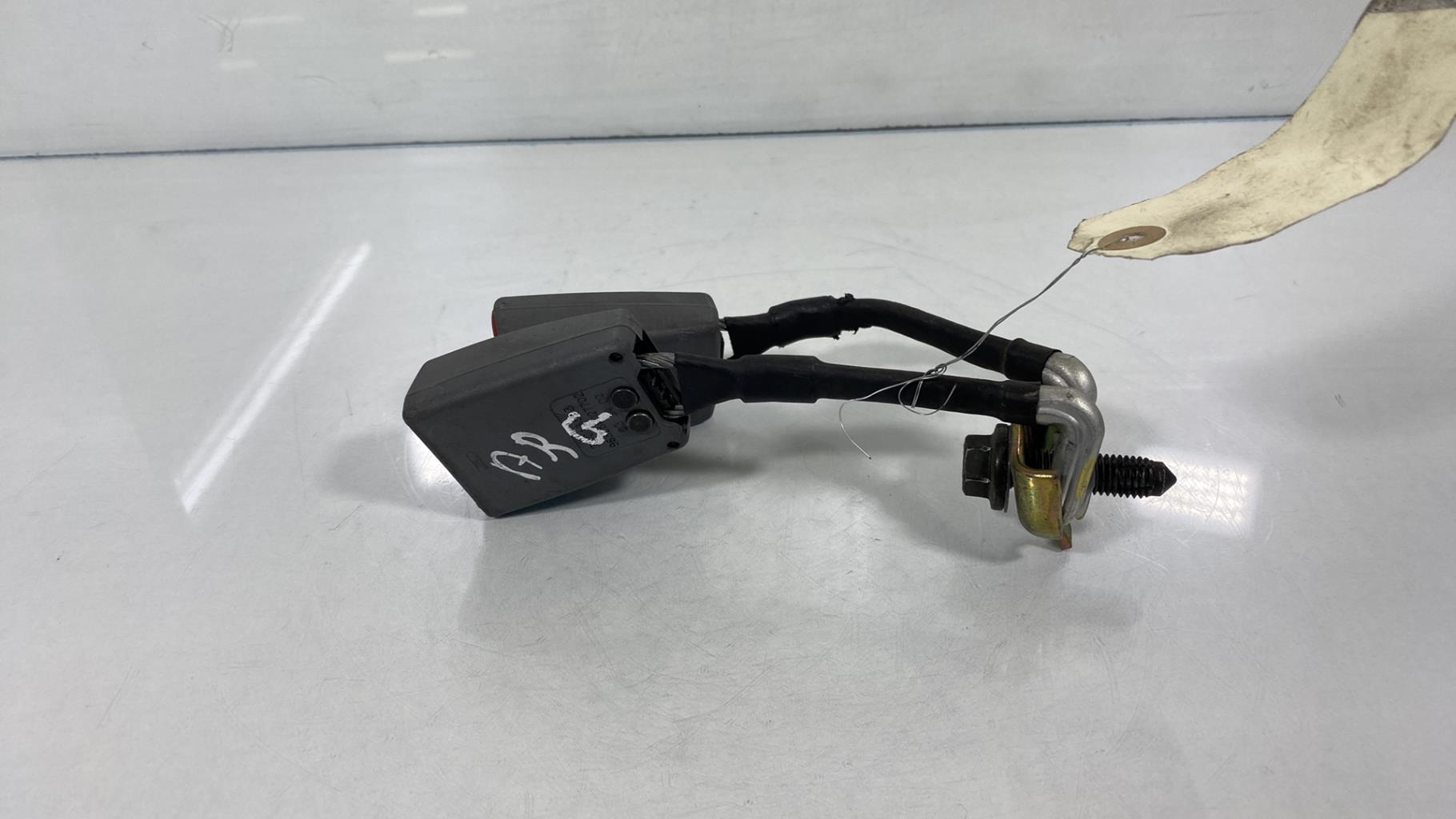 Aggancio cintura sicurezza posteriore sinistro CITROEN C5 1 PHASE 1 Diésel - 1
