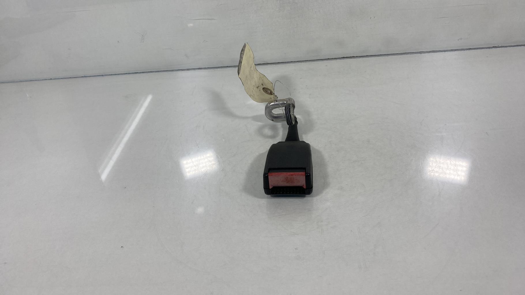 Aggancio cintura sicurezza posteriore sinistro OPEL CORSA C PHASE 1 Diésel - 1