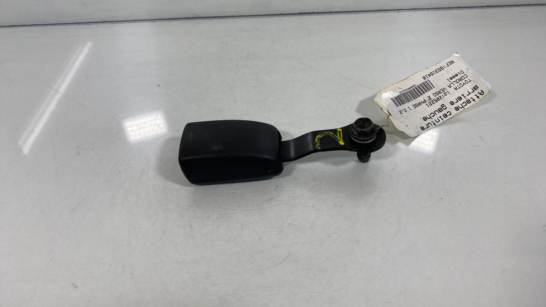 Aggancio cintura sicurezza posteriore sinistro TOYOTA COROLLA VERSO 2 PHASE 1 Diésel - 1