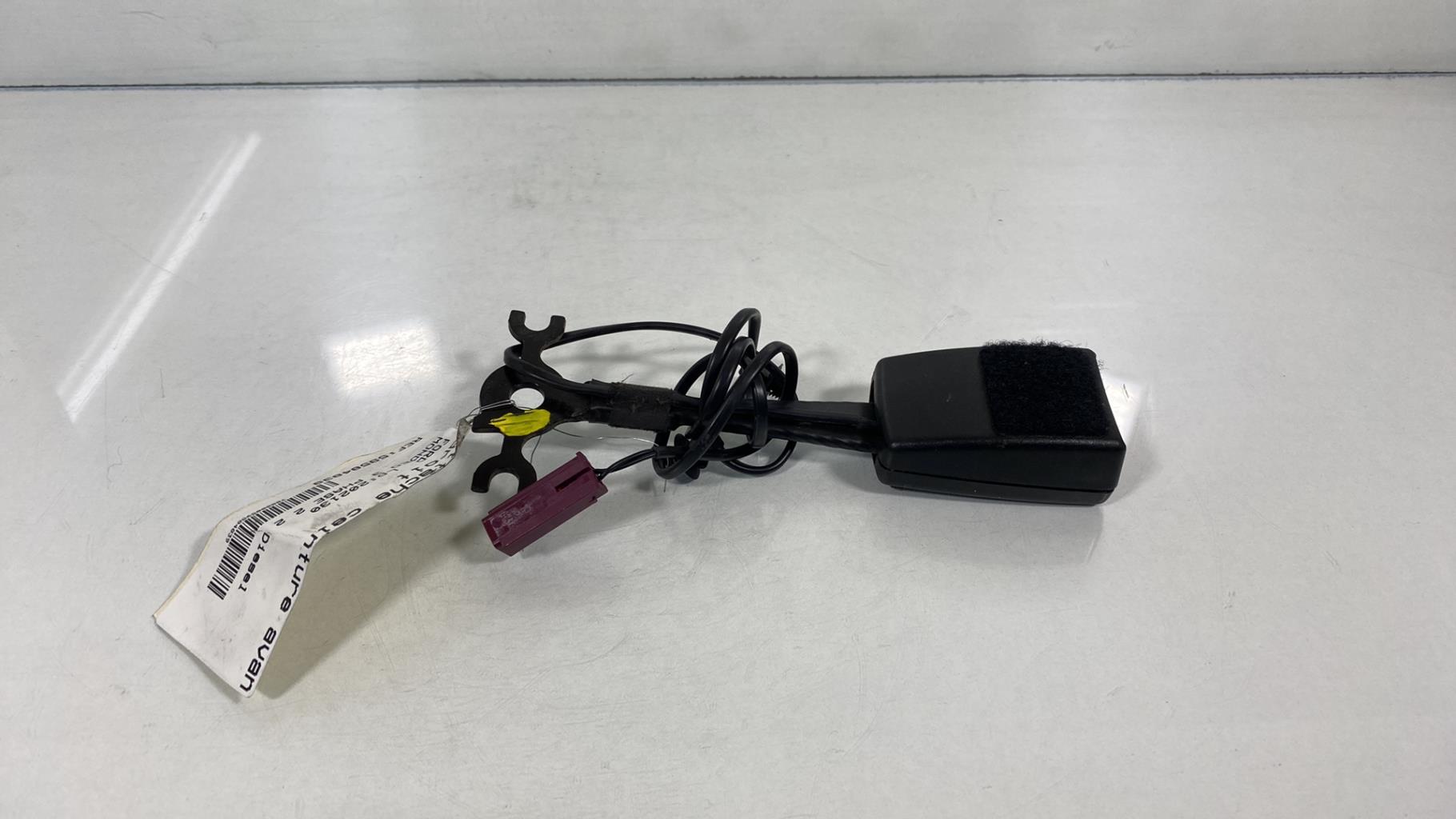 Aggancio cintura sicurezza anteriore destro FORD MONDEO 3 PHASE 2 Diésel - 1