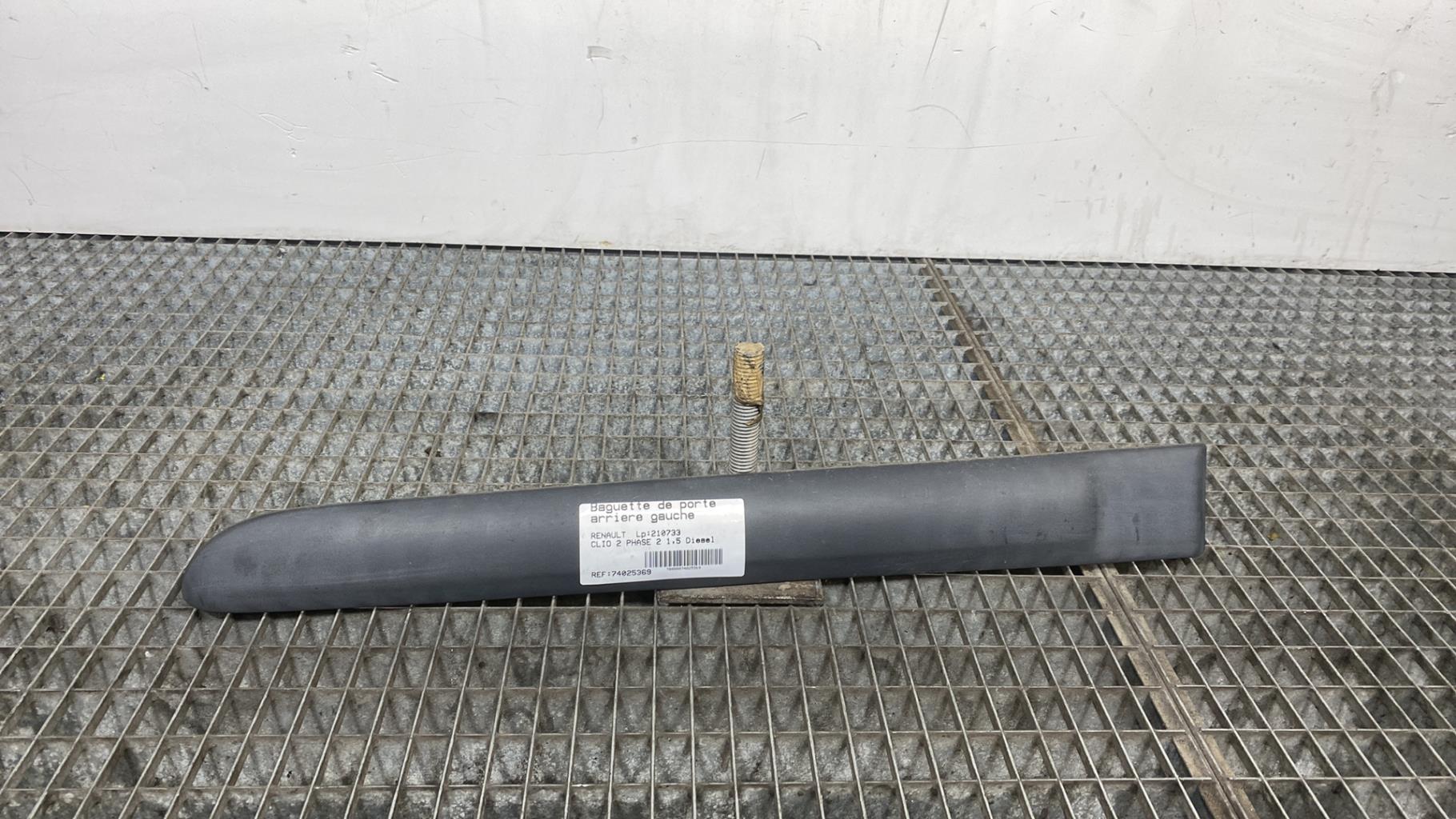 Modanatura portiera posteriore sinistra  RENAULT CLIO 2 PHASE 2 Diésel - 1