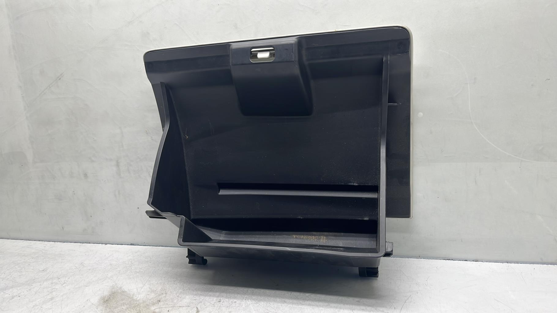 Boite a gants SUZUKI IGNIS 3 Essence/Hybride - 1