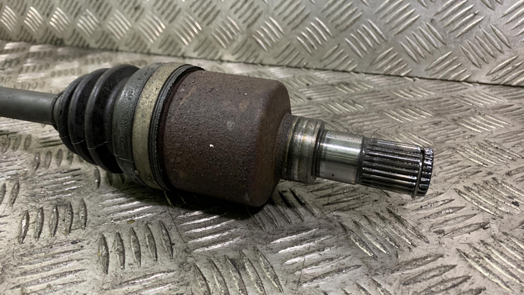 Giunto cardanico albero di trasmissione sinistro SUZUKI SWIFT 3 Diésel - 1
