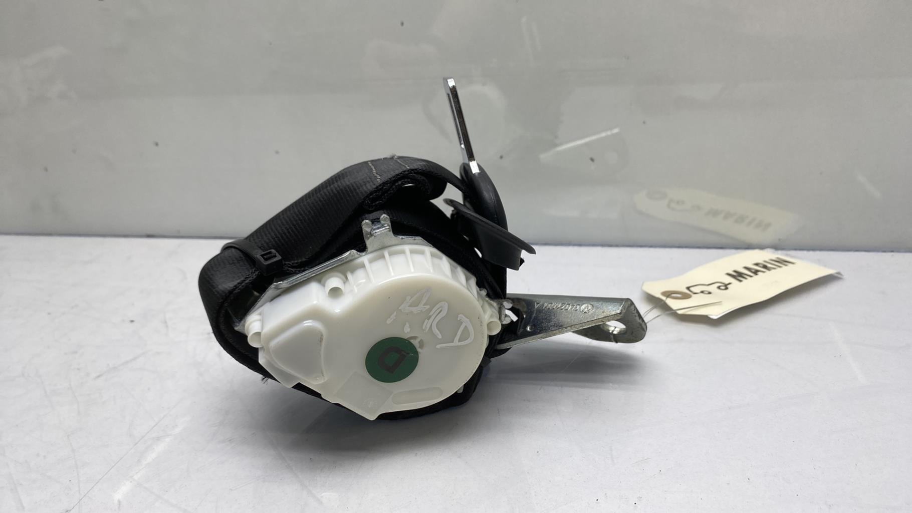 Cintura di sicurezza posteriore destra VOLKSWAGEN JETTA 4 Gasolina/Híbrido - 1