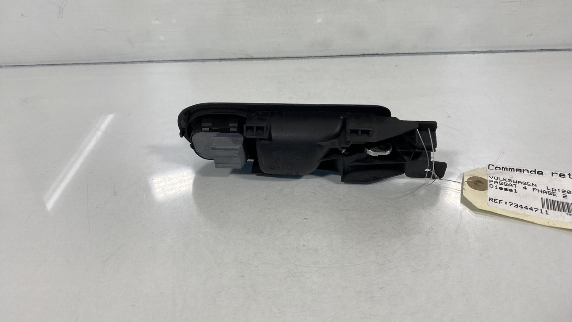 Maniglia interna anteriore sinistra VOLKSWAGEN PASSAT 4 PHASE 2 BREAK Diésel - 1