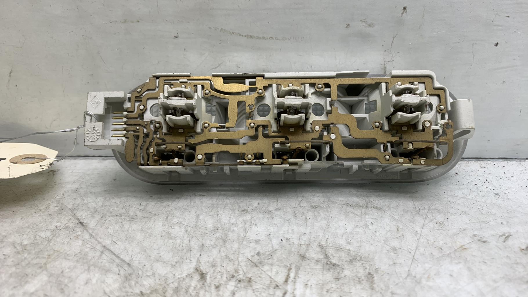 Luce di cortesia NISSAN QASHQAI 1 PHASE 1 Diésel - 1