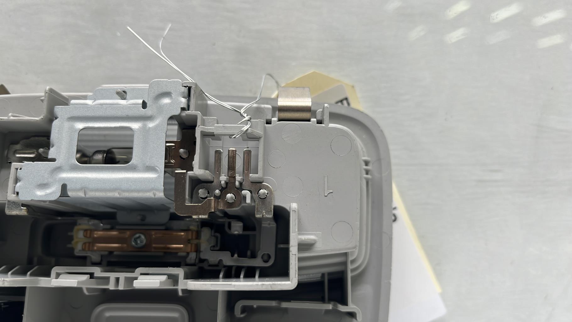 Eclairage de plafonnier SUZUKI IGNIS 3 Essence/Hybride - 1