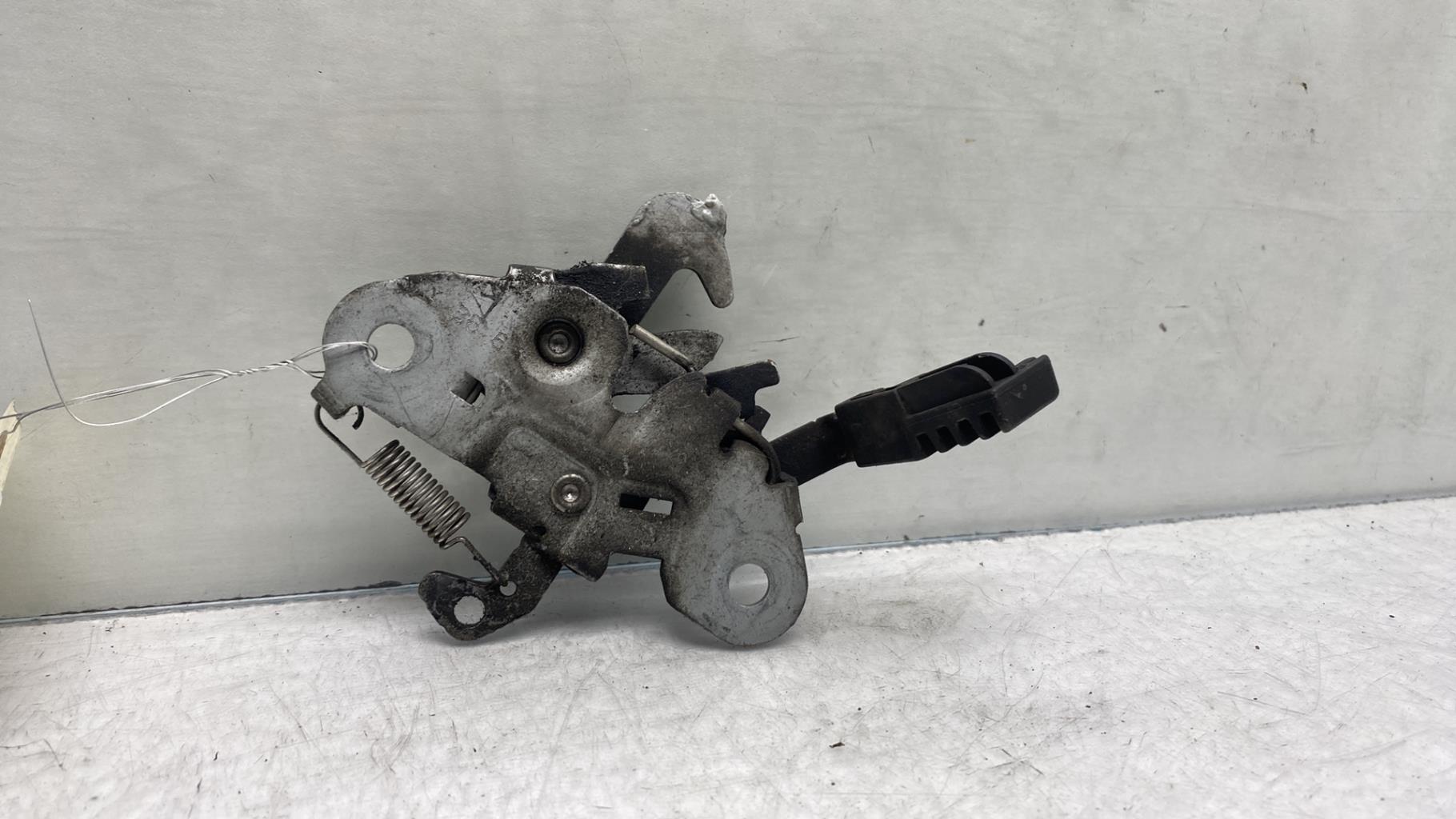 Chiusura cofano PEUGEOT 1007 Gasolina - 1
