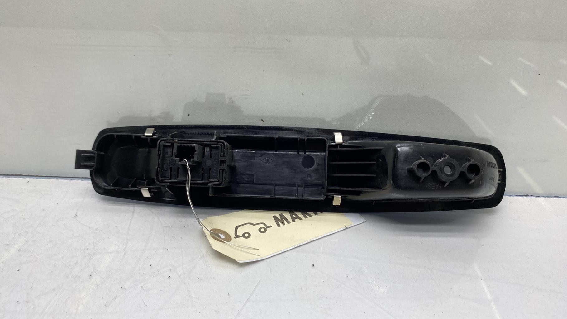Interruttore lavacristalli anteriore destro RENAULT MEGANE 3 PHASE 2  - 1
