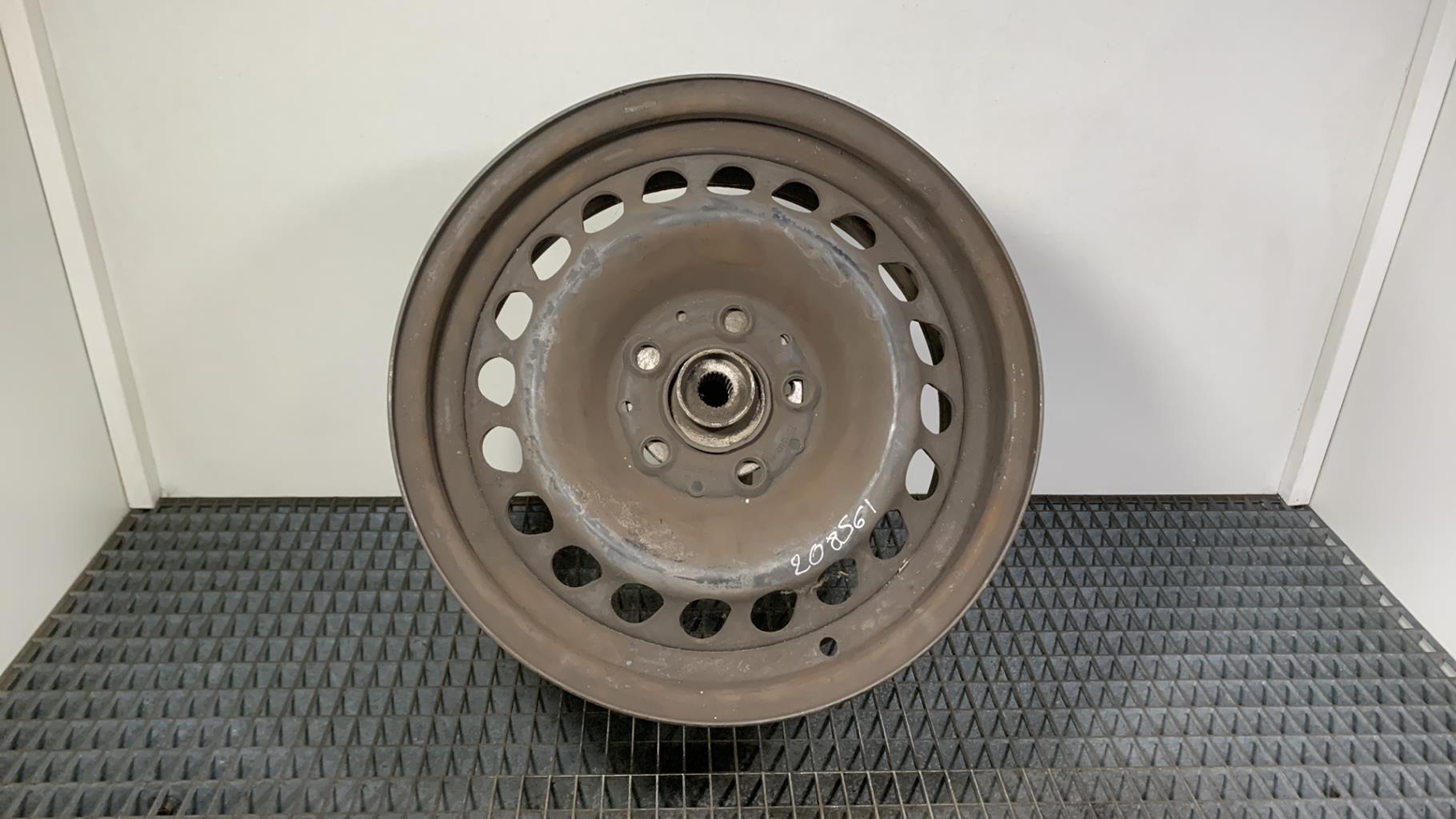 Jante MERCEDES CLASSE E 210 PHASE 1 BREAK  - 1