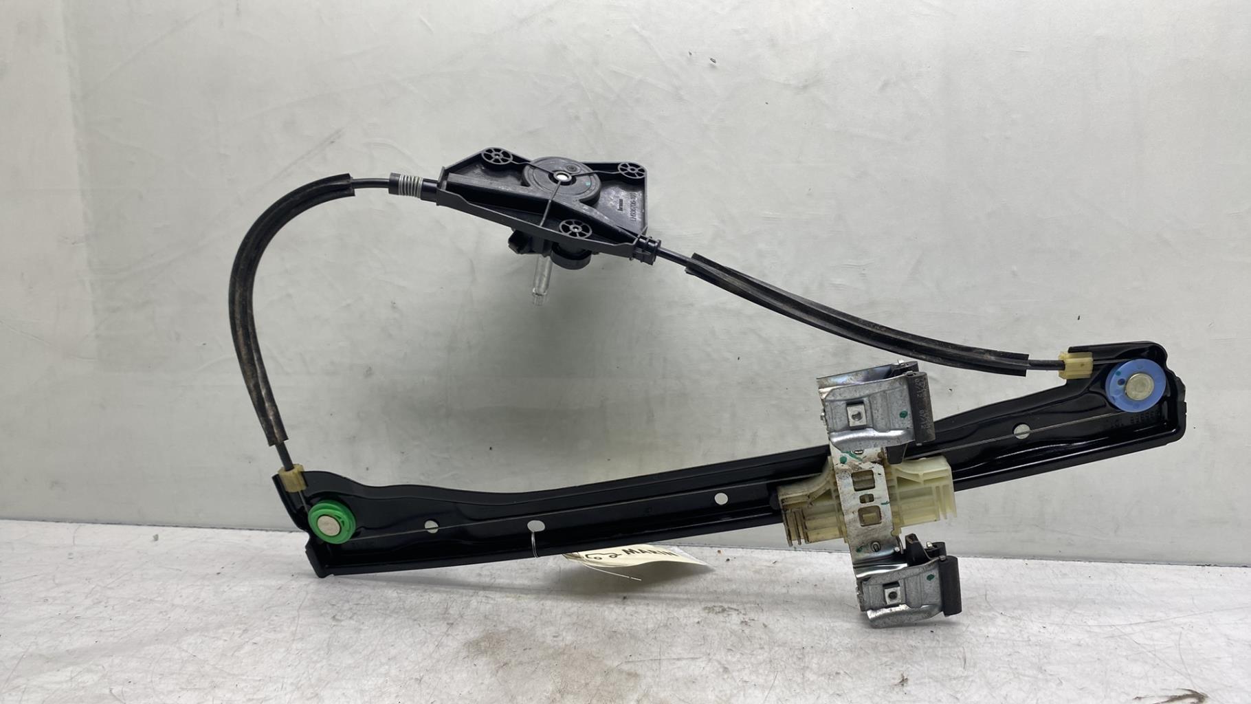 Alzacristalli manuale anteriore sinistro VOLKSWAGEN UP PHASE 1 Gasolina - 1
