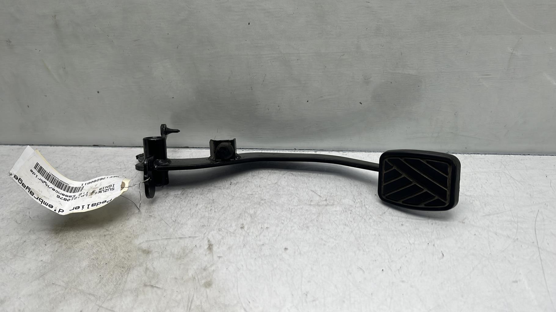 Pedale d'embrayage SUZUKI IGNIS 3 Essence/Hybride - 1