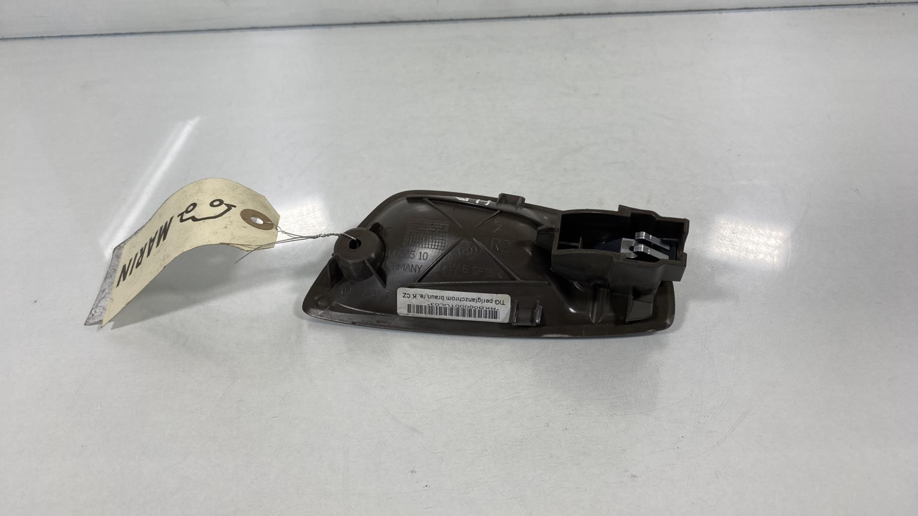 Maniglia interna posteriore destra BMW SERIE 1 E87 PHASE 1 Diésel - 1