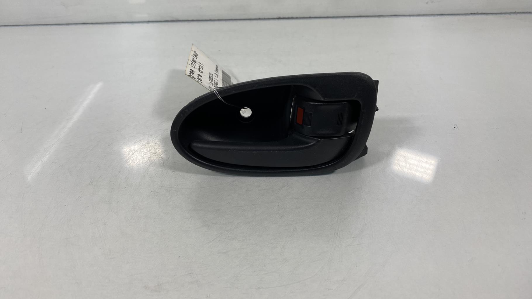 Maniglia interna posteriore destra TOYOTA YARIS 2 PHASE 1 Gasolina - 1
