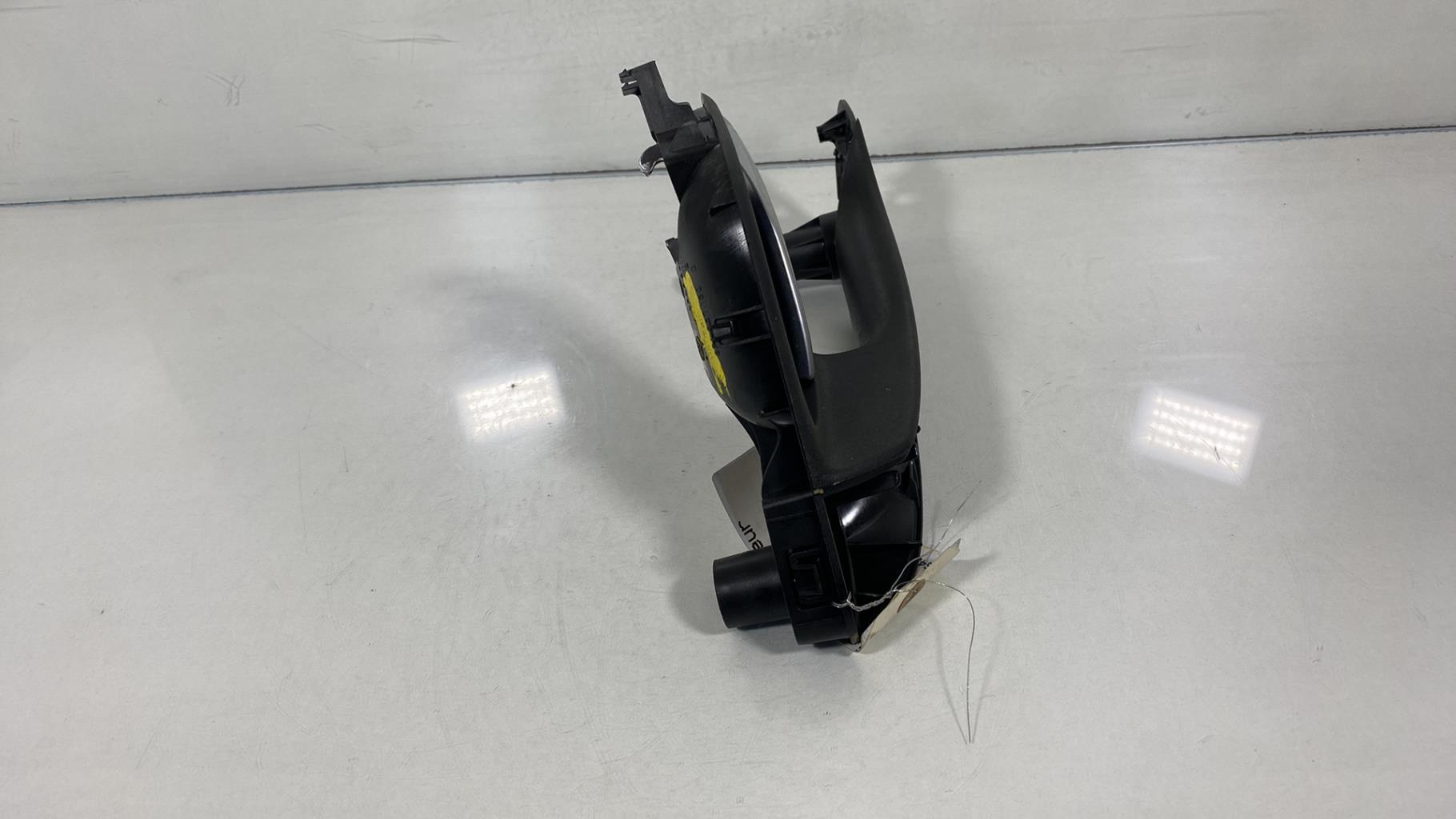 Maniglia interna posteriore destra VOLKSWAGEN POLO 5 PHASE 1 Gasolina - 1