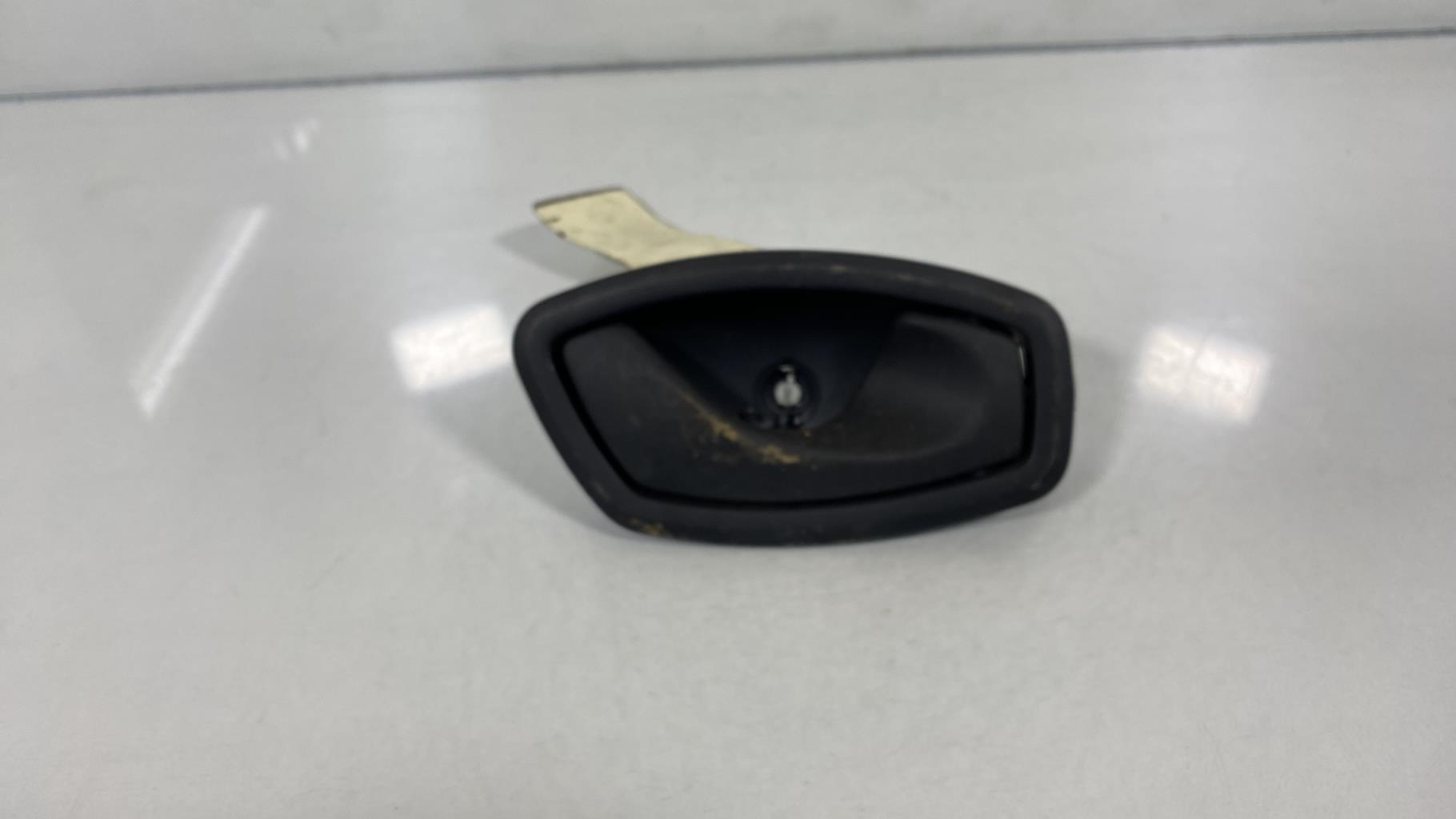 Maniglia interna posteriore destra RENAULT MEGANE 3 PHASE 1 Diésel - 1