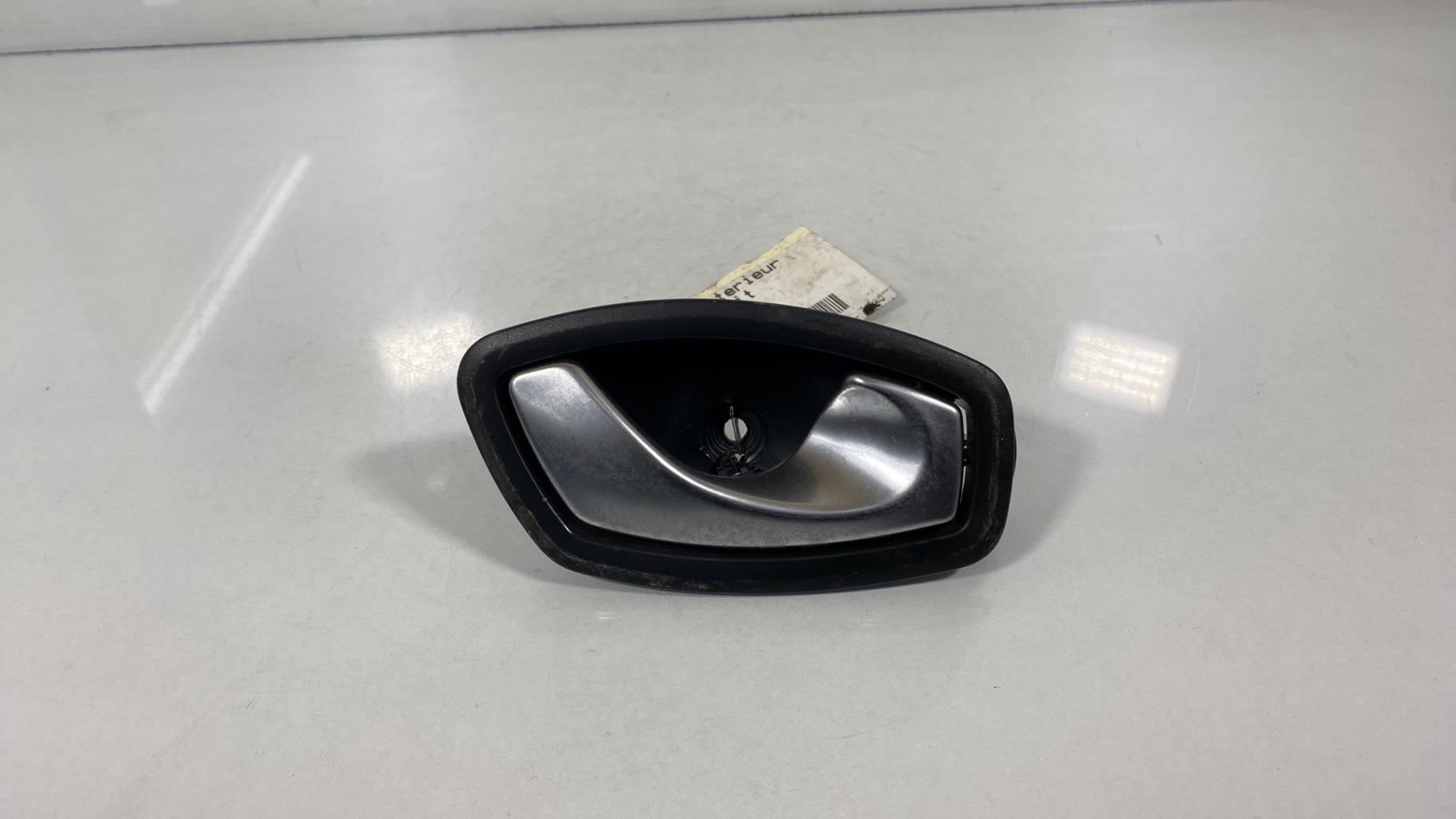 Maniglia interna posteriore destra RENAULT CLIO 4 PHASE 2 Diésel - 1