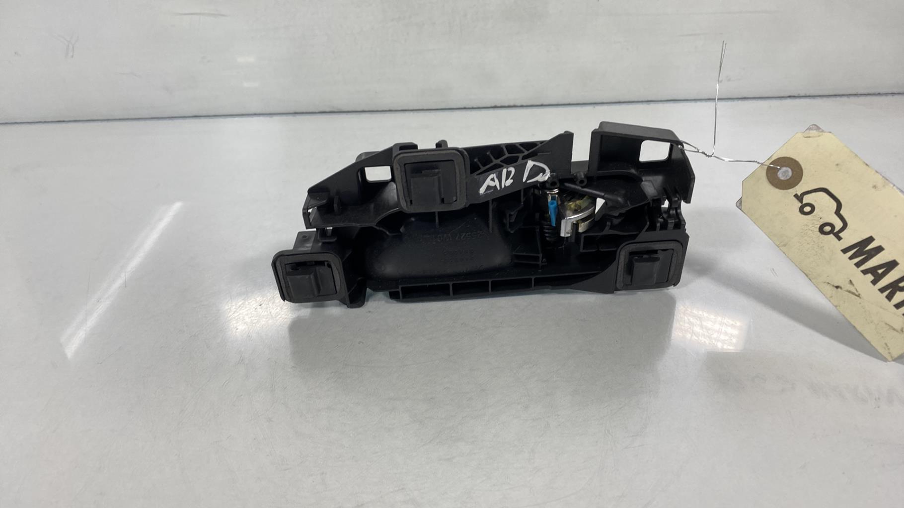 Maniglia interna posteriore destra PEUGEOT 308 2 PHASE 1 Diésel - 1