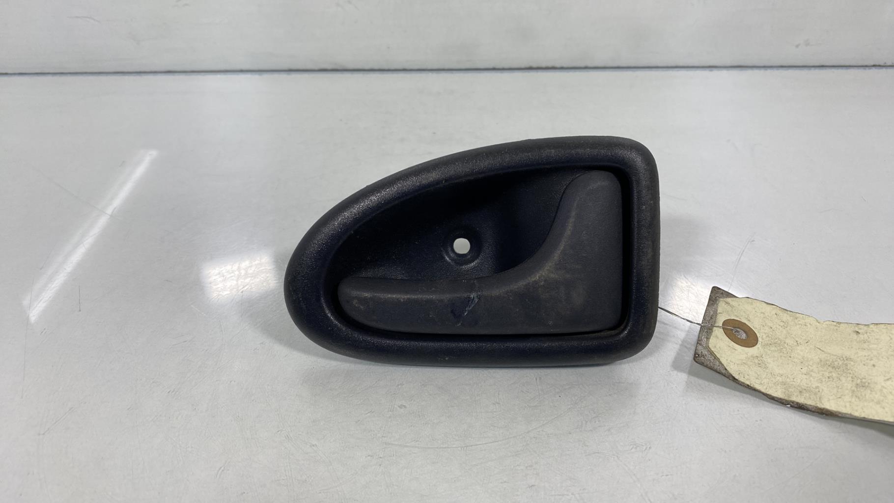 Maniglia interna posteriore destra RENAULT CLIO 2 PHASE 2  - 1