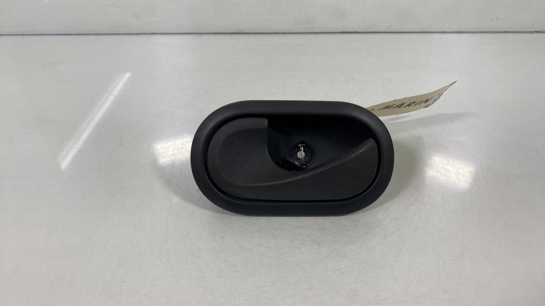 Maniglia interna posteriore sinistra RENAULT CLIO 3 PHASE 1 Diésel - 1
