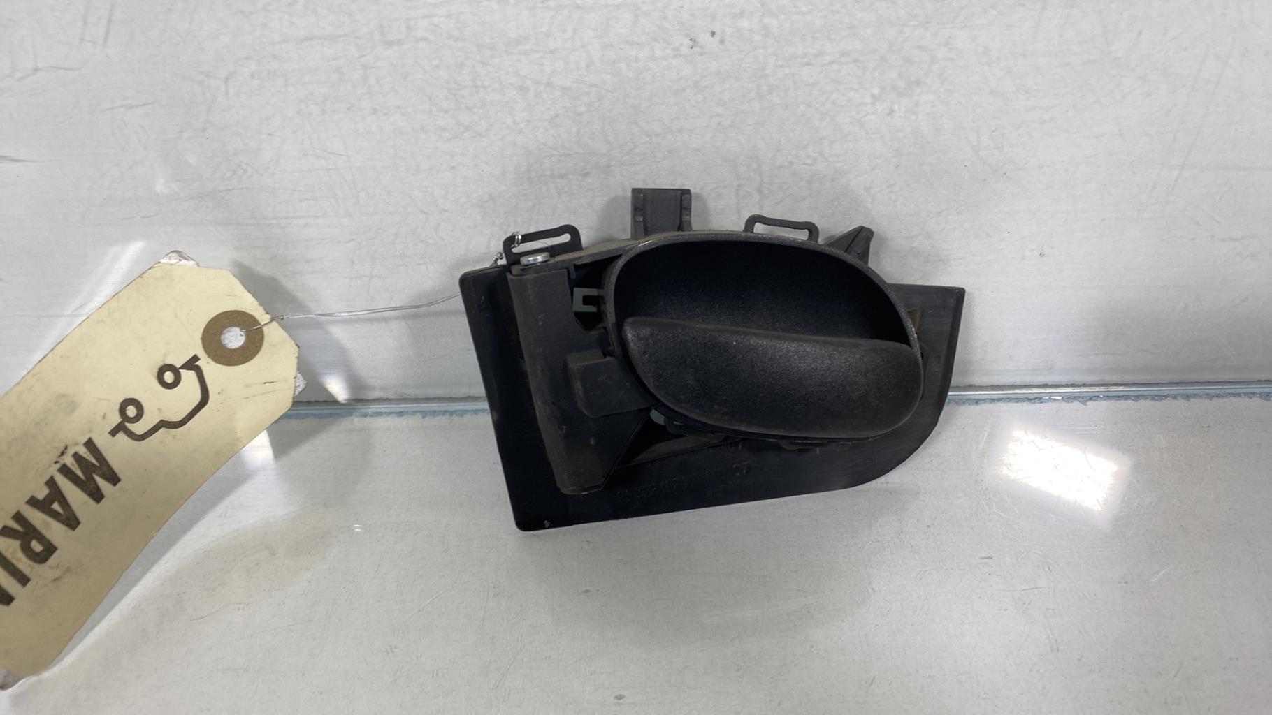 Maniglia interna posteriore sinistra PEUGEOT 206+ Diésel - 1