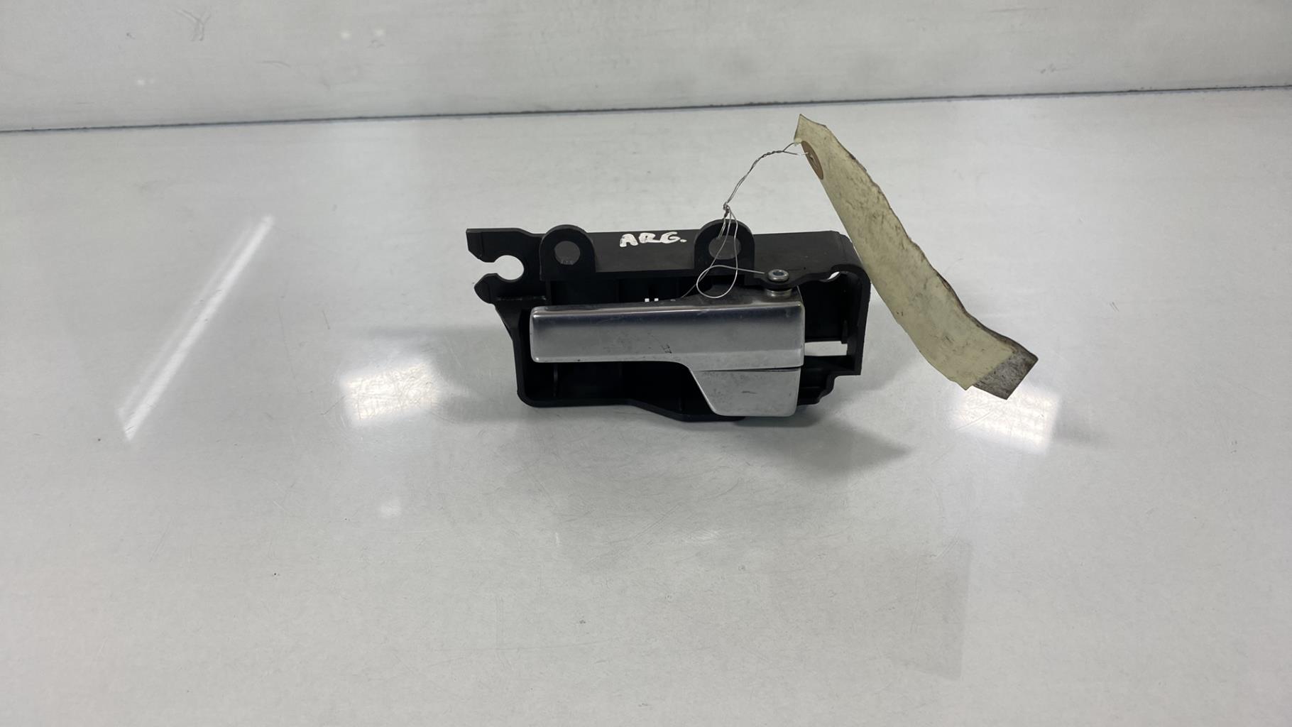 Maniglia interna posteriore sinistra FORD C-MAX 1 PHASE 1 Diésel - 1