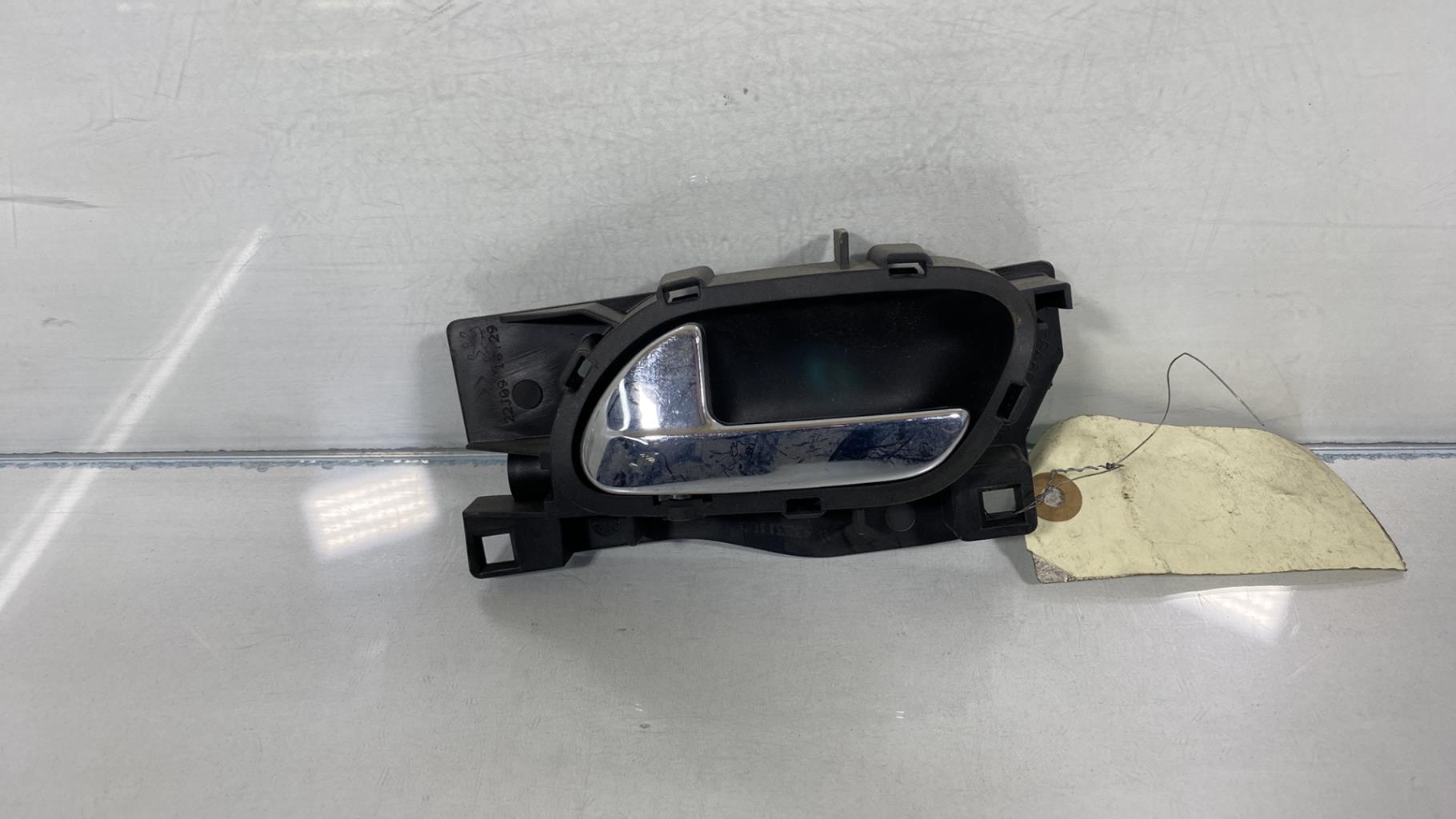 Maniglia interna posteriore sinistra PEUGEOT 407 PHASE 2 BREAK Diésel - 1